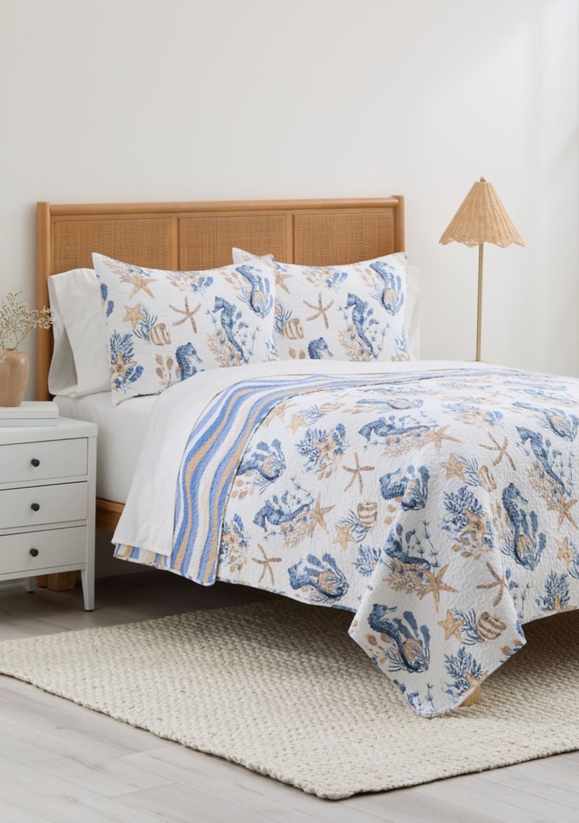 Seahorse Sands Quilt Set