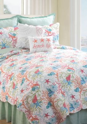 Quilts | belk