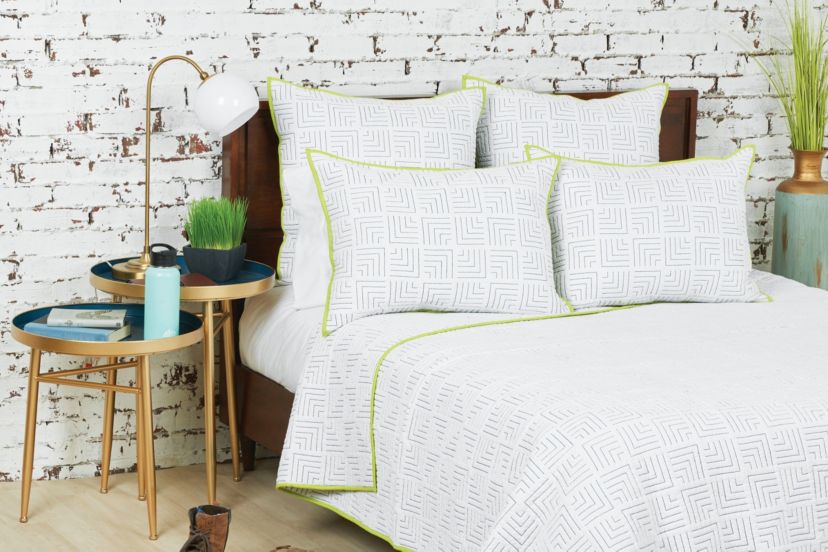 Spencer 90" x 92" Queen Quilt