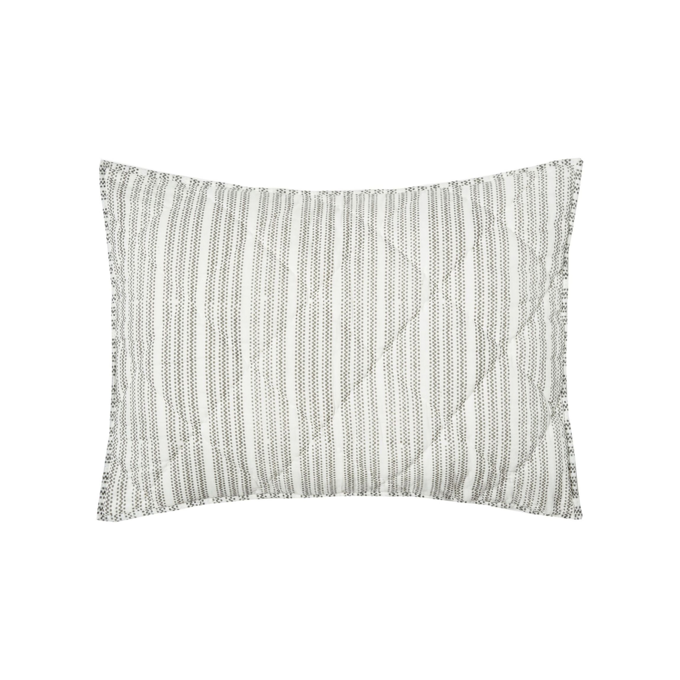 20" x 26" Midge Standard Sham
