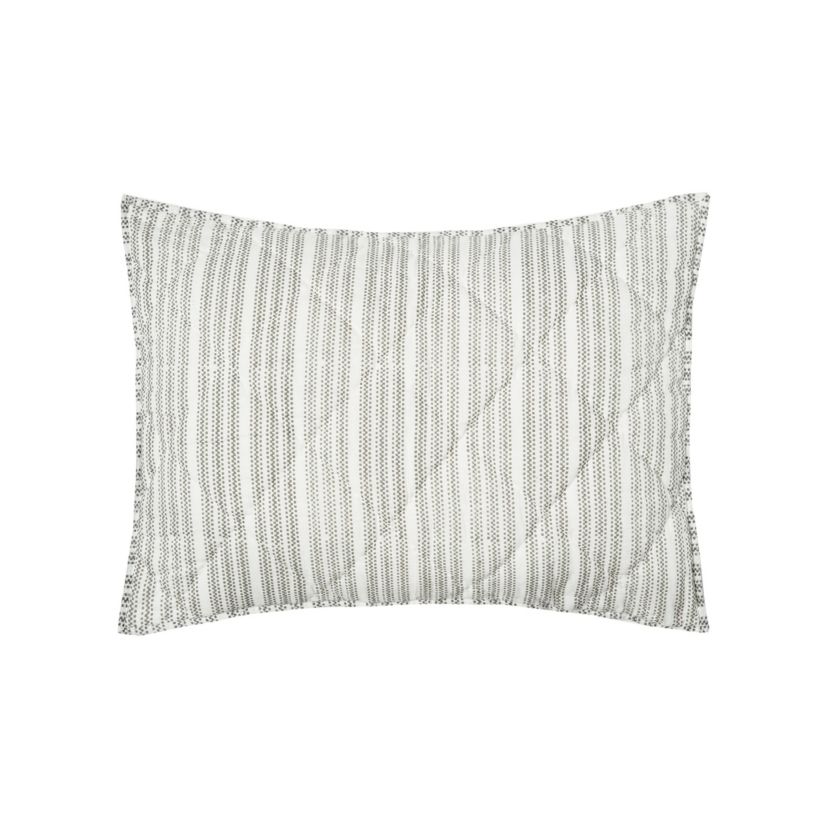 20" x 26" Midge Standard Sham