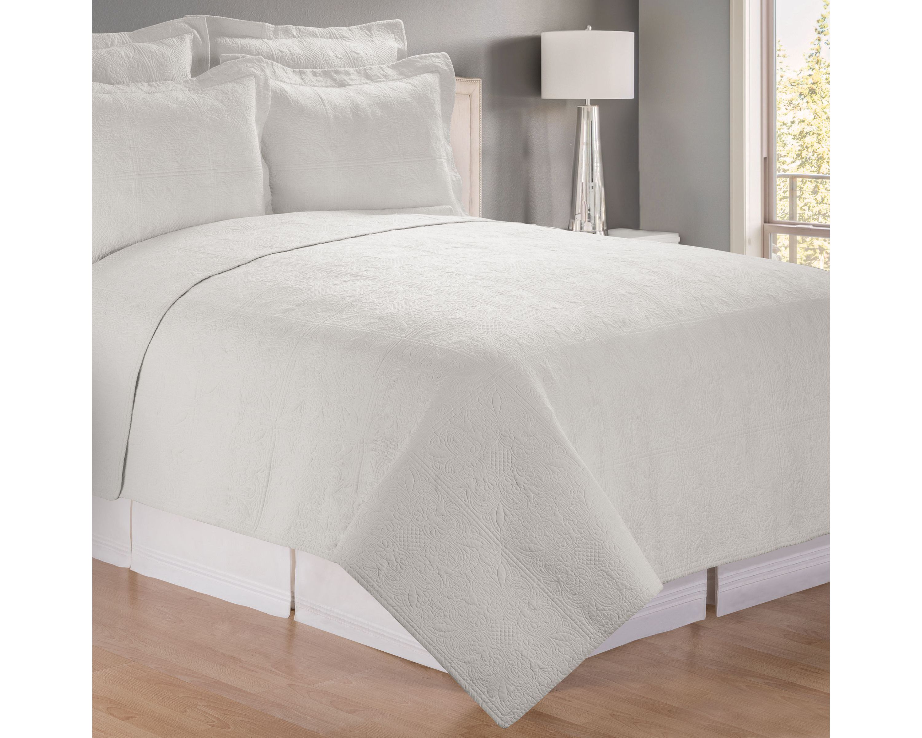 Jacqueline Full/Queen Matelassé Quilt