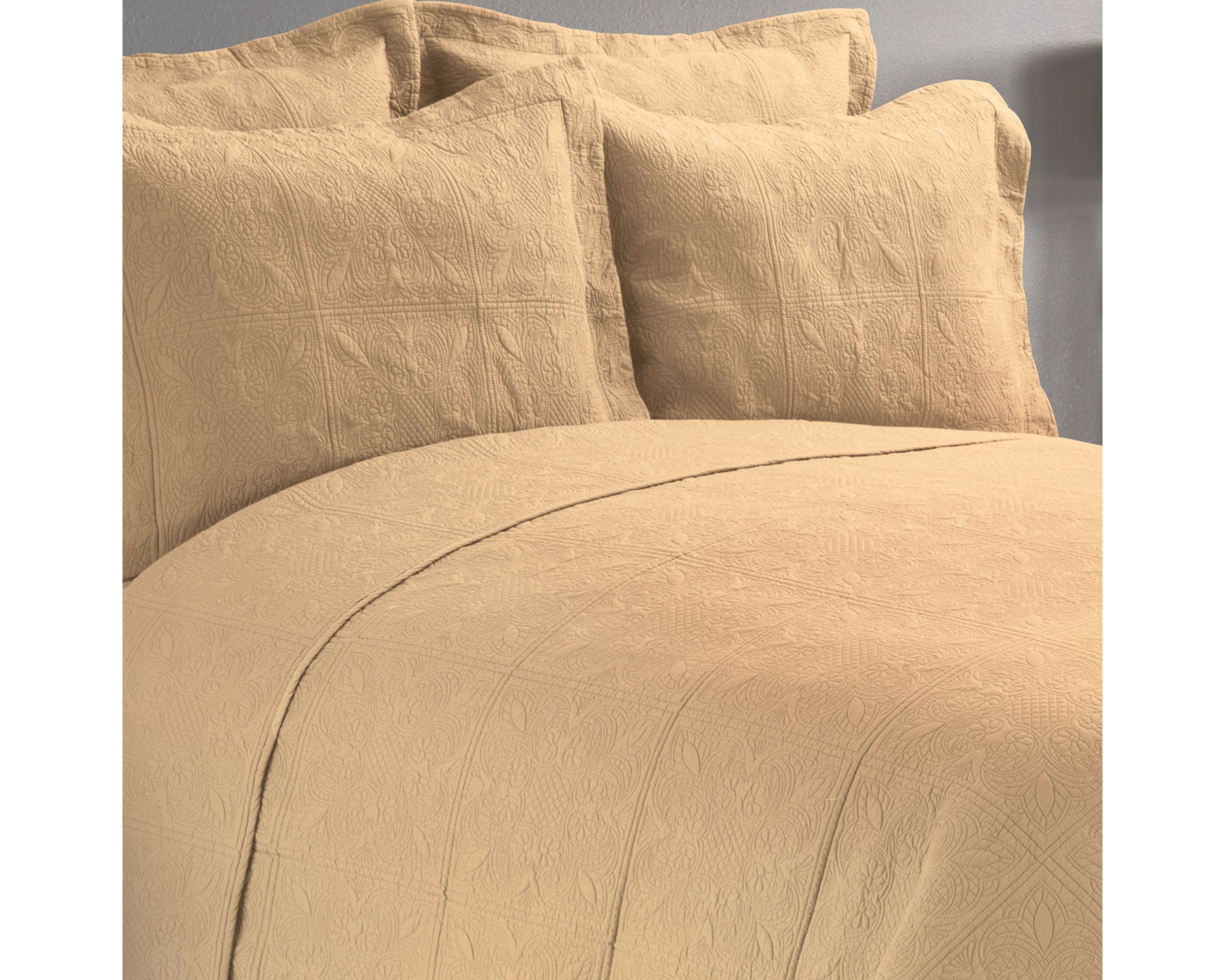 Cornsilk Full/Queen Matelasse Quilt