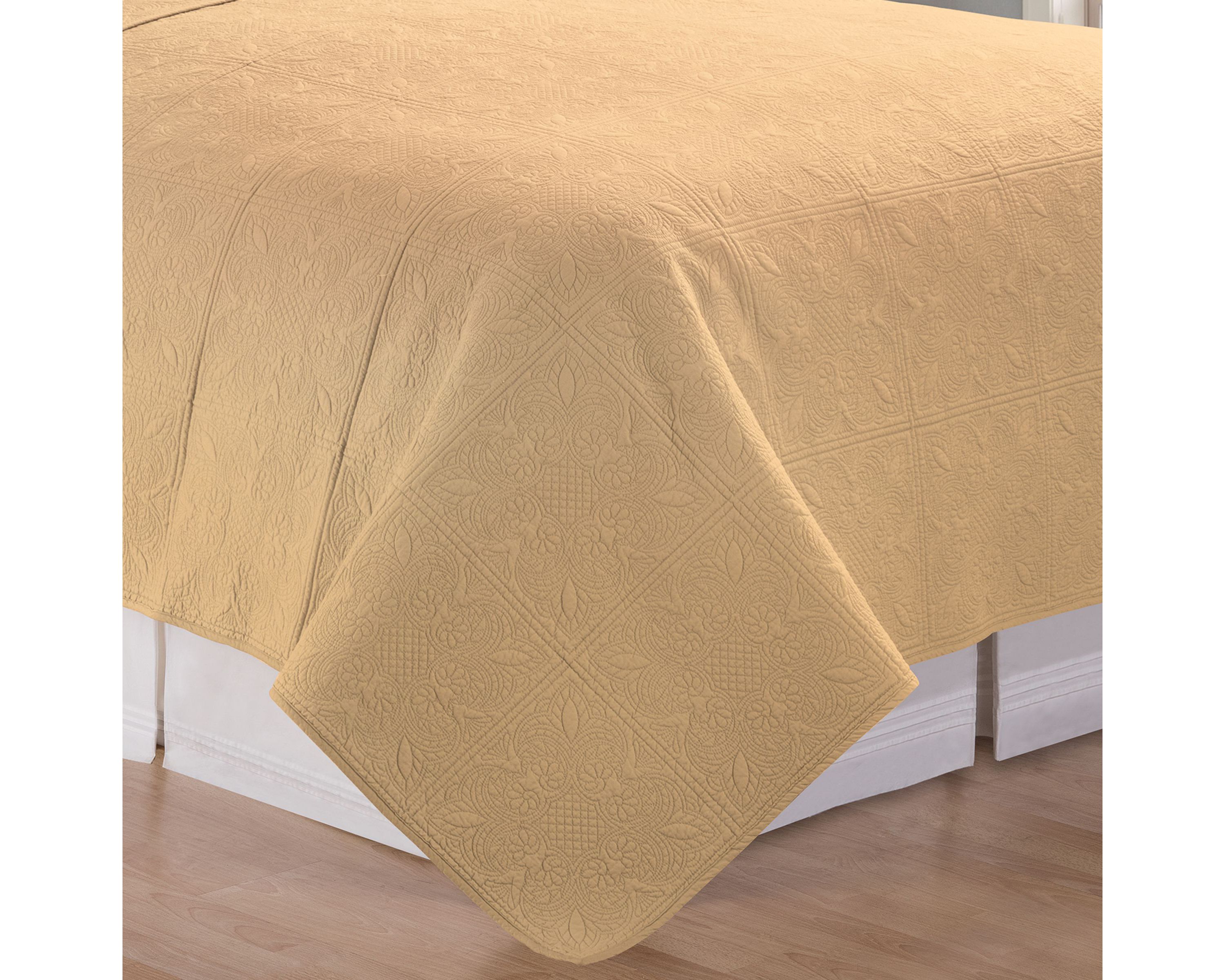 Cornsilk Full/Queen Matelasse Quilt