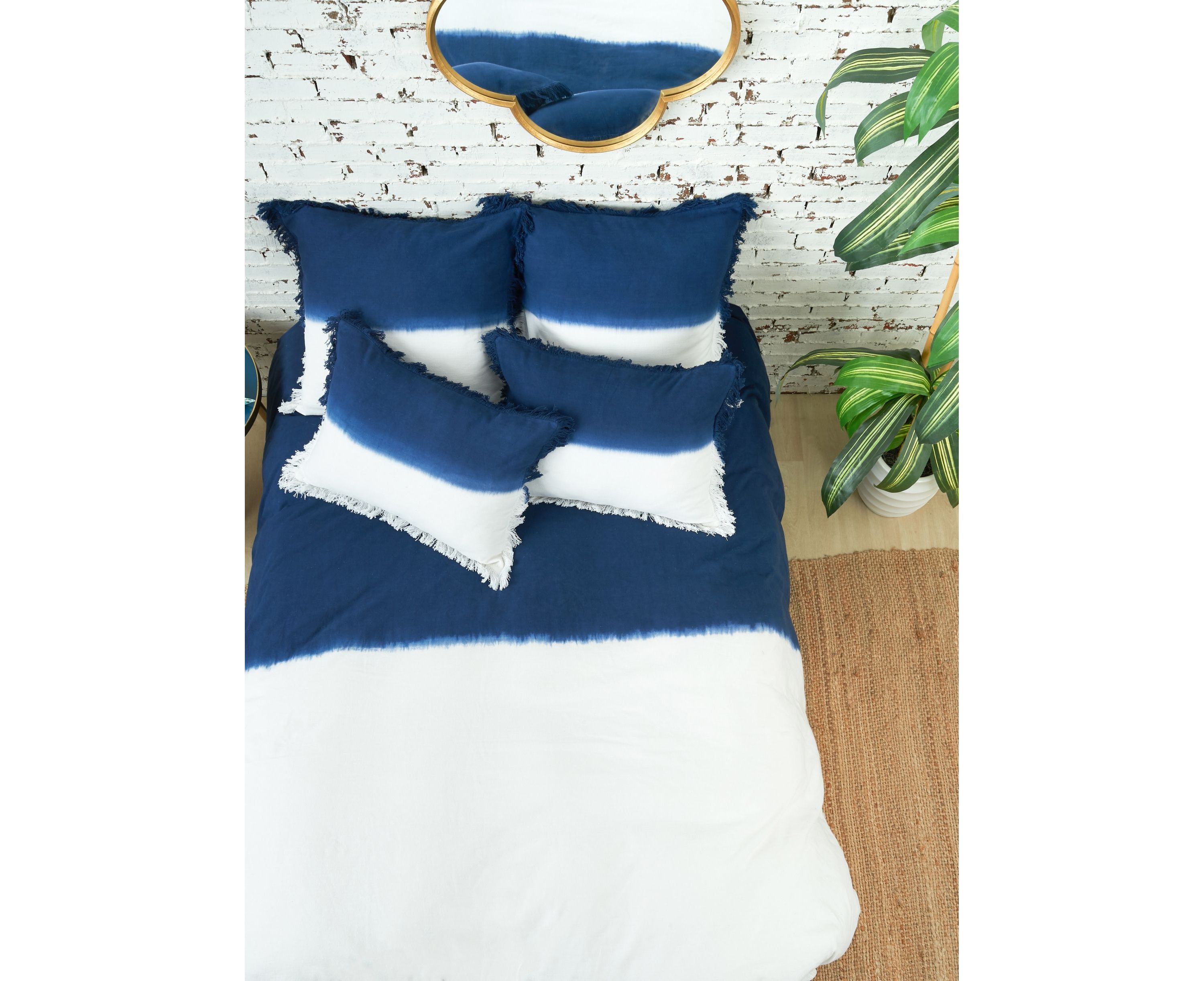 Aster Queen Duvet Cover