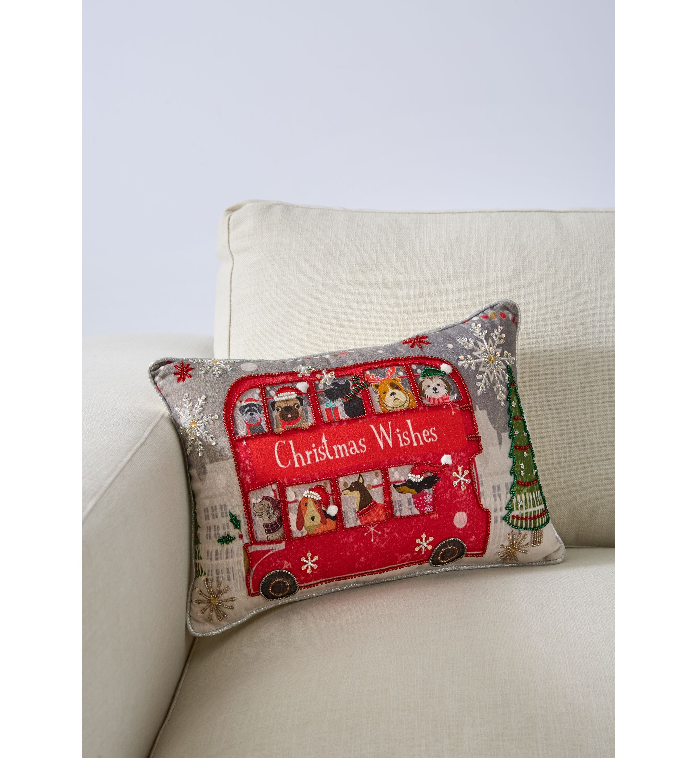 "Christmas Wishes" Dog Beaded Pillow