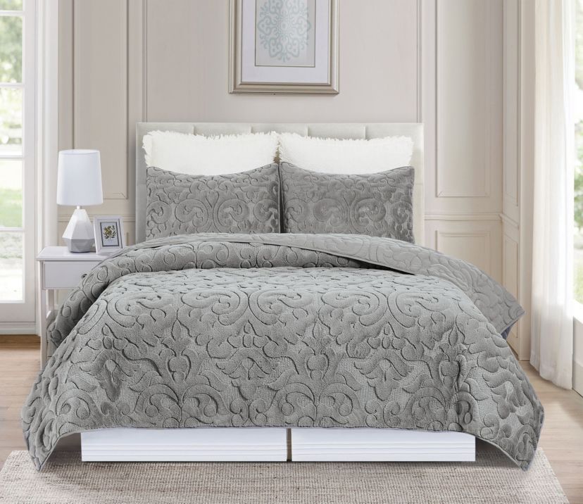Cornelia Full/Queen Quilt Set