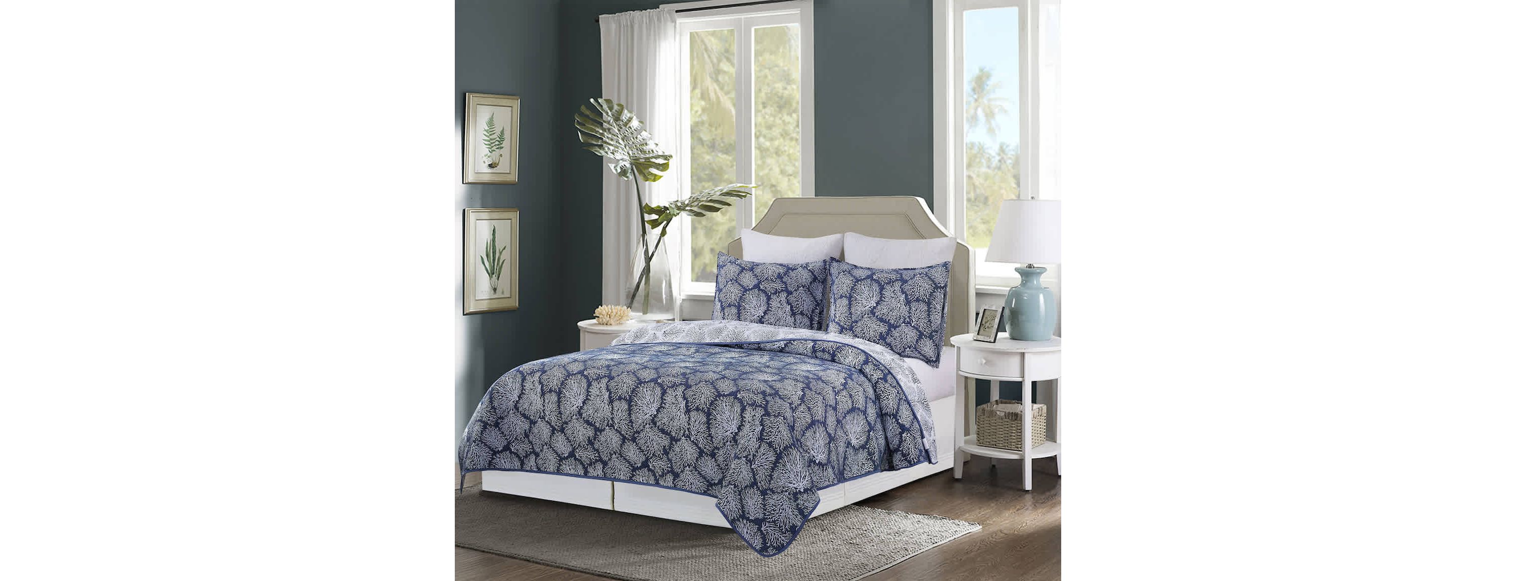 Blue Coral Jaquard Full/Queen 3-Piece Quilt Set