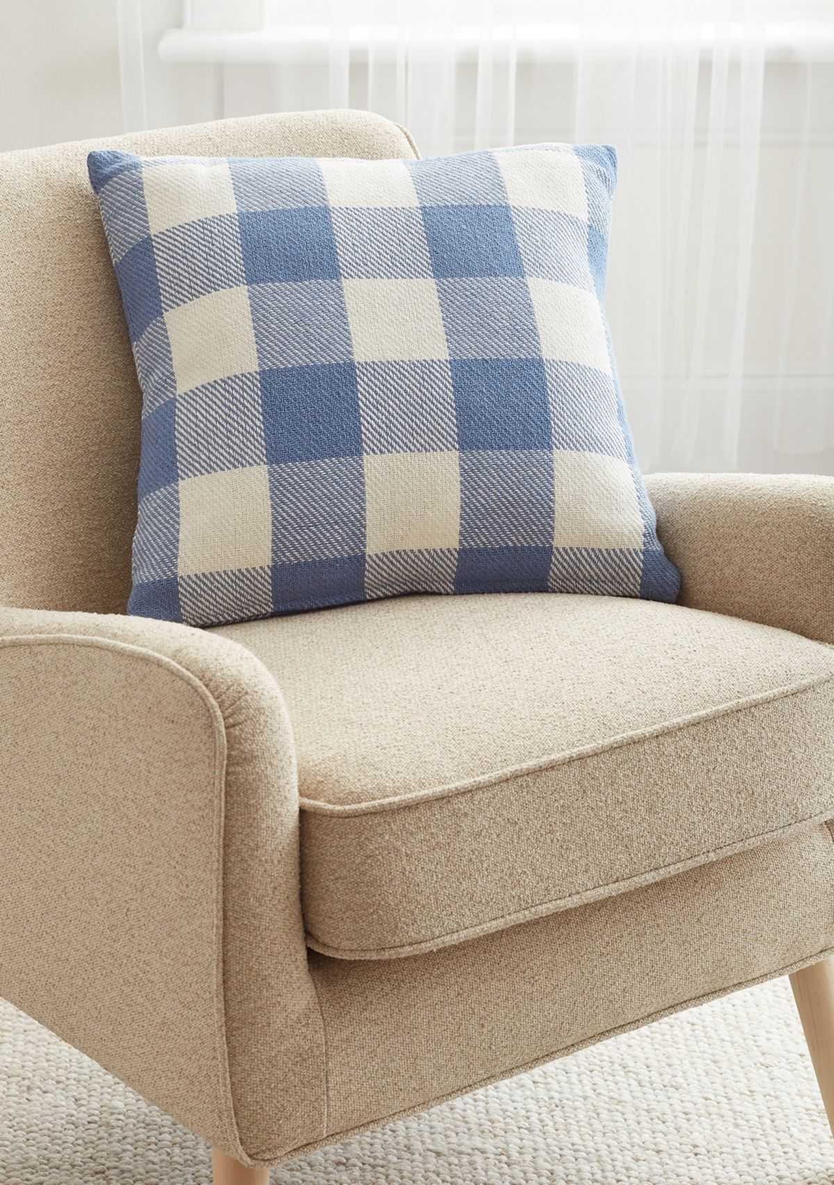 Checkered Throw Pillow 