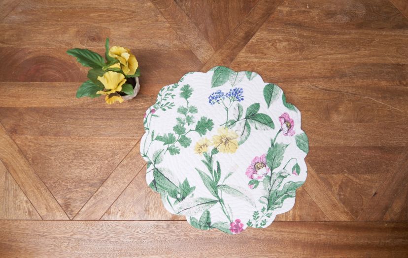 Marcy Blooms Round Cotton Placemats Set of 6