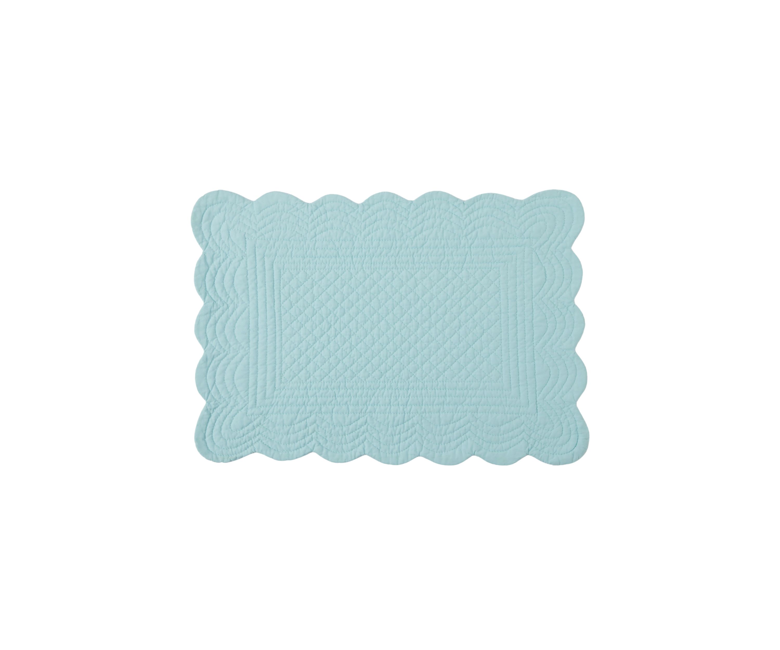 Scalloped Quilted Turquoise Placemat
