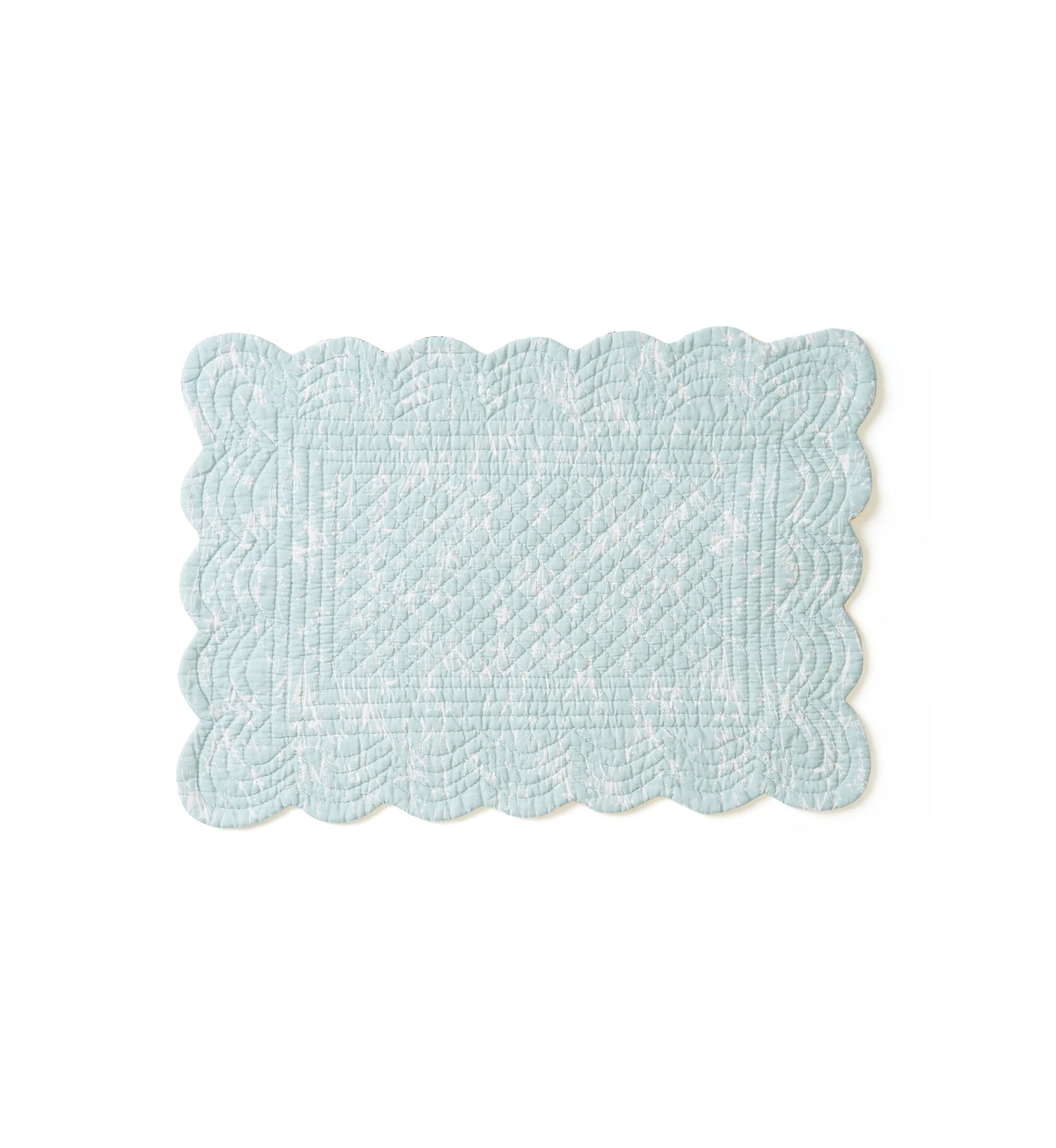 Sheila Floral Reversible Scalloped Placemat
