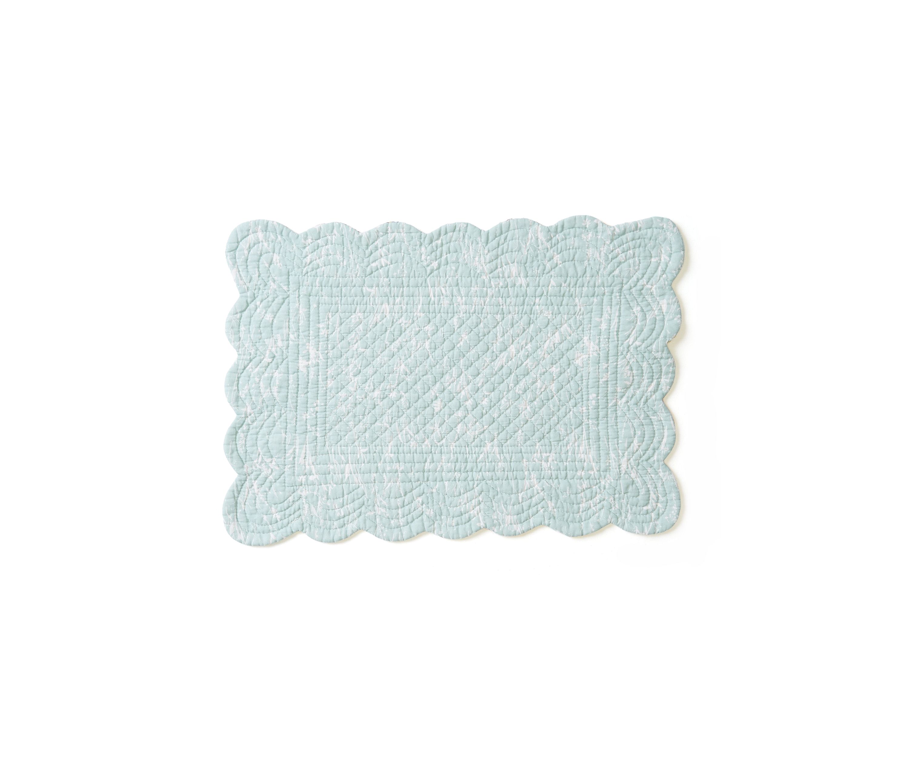 Sheila Floral Reversible Scalloped Placemat