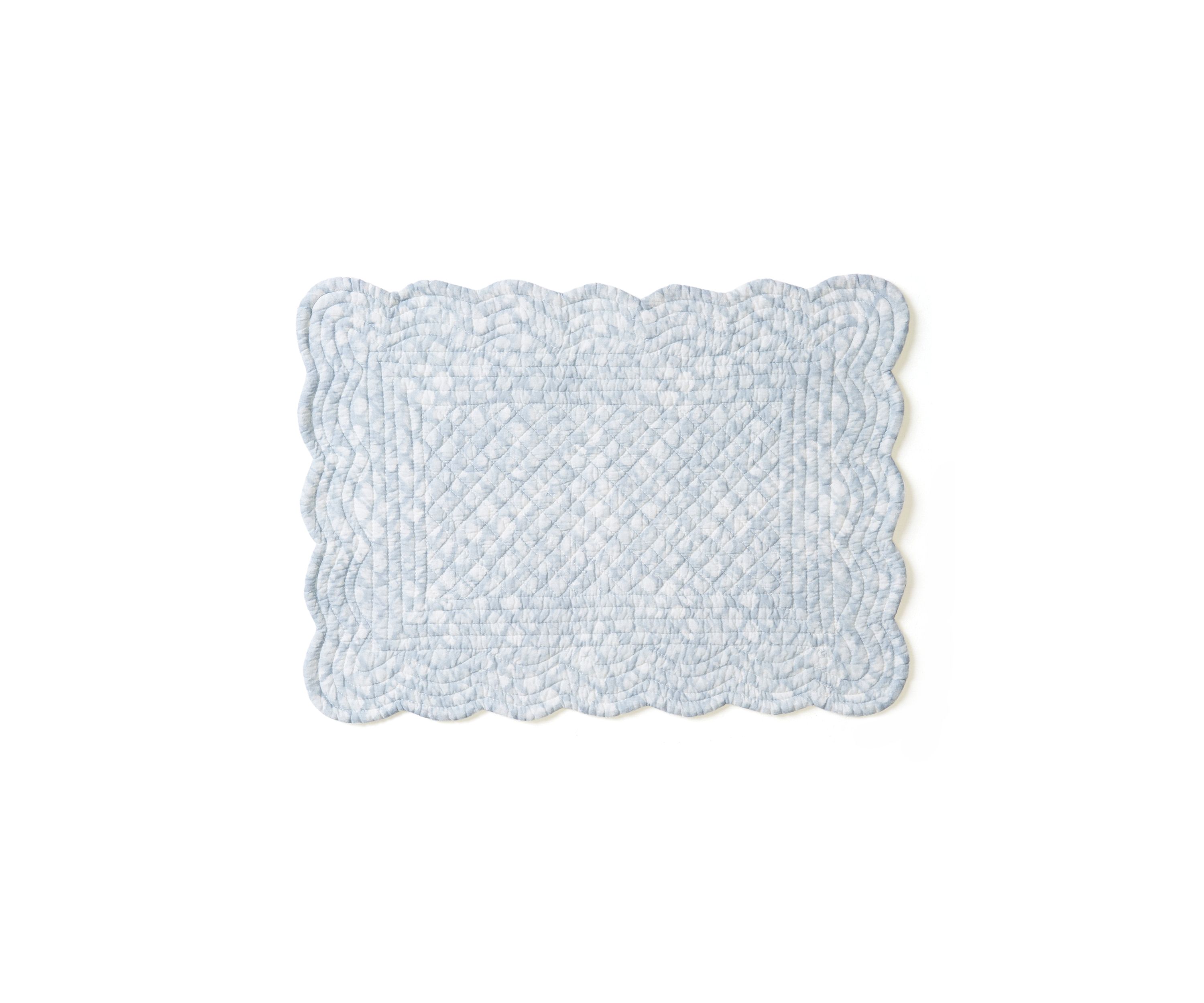 Nori Coral Reversible Scalloped Placemat