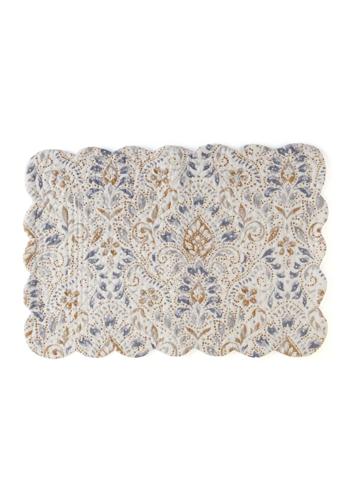 Selma Quilted Scalloped Placemat