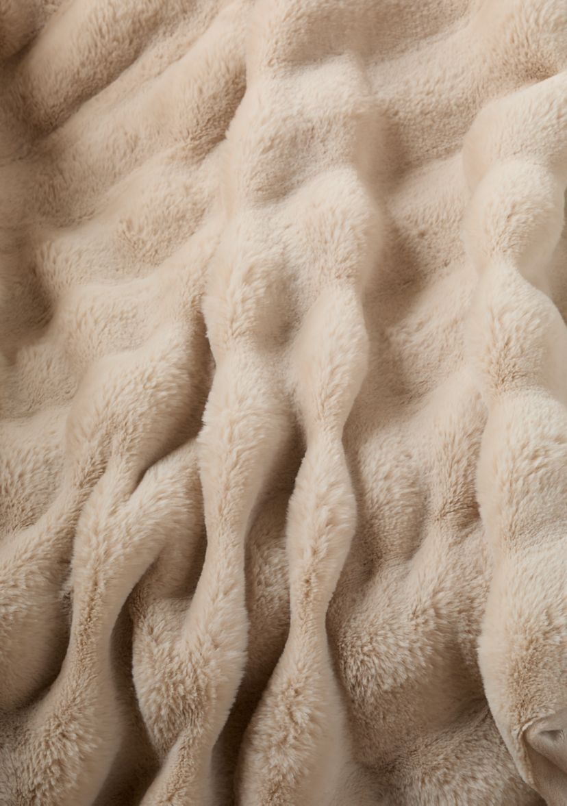 Midland Faux Fur Solid Throw