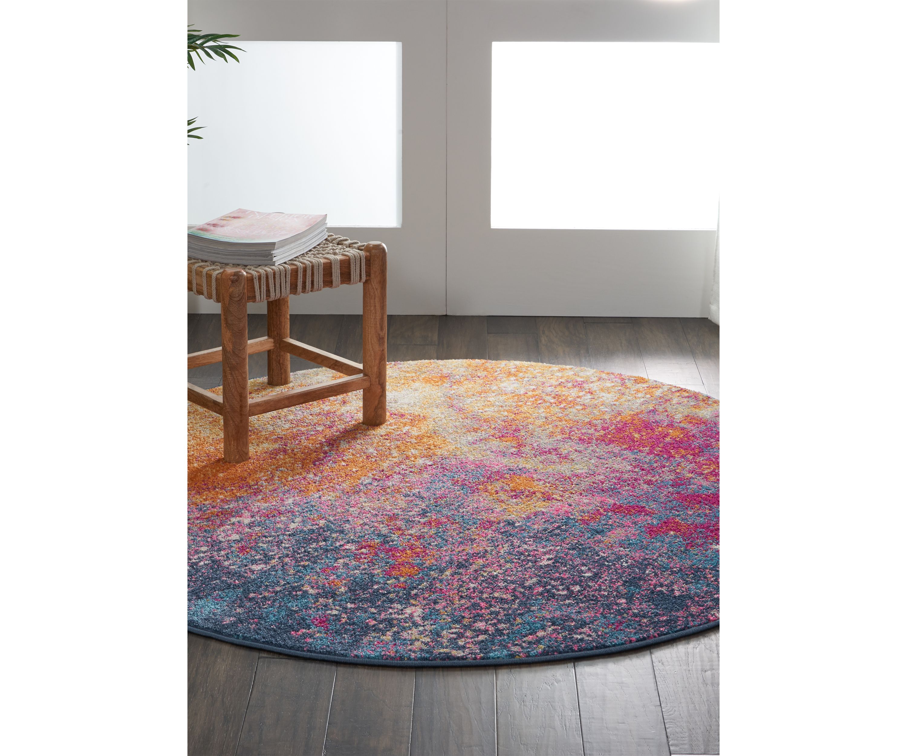  5 ft 3 in x 5 ft 3 in Passion Round Area Rug