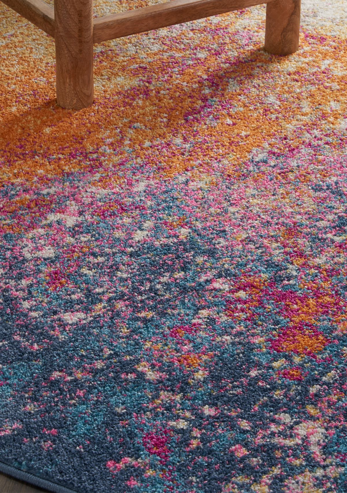  5 ft 3 in x 5 ft 3 in Passion Round Area Rug