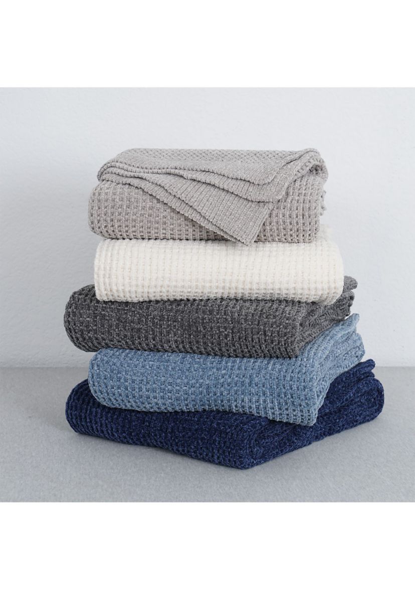Amor Waflle Chenille Knit Throw