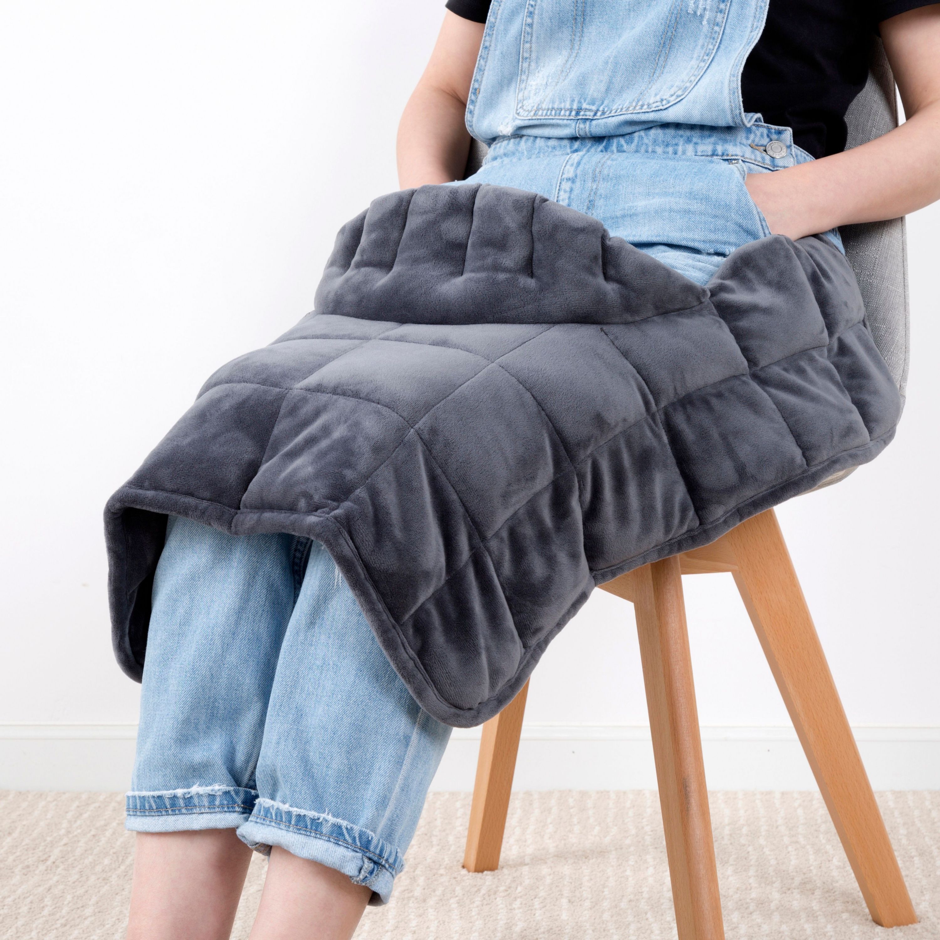4.5 lb. Weighted Neck & Shoulder Wrap