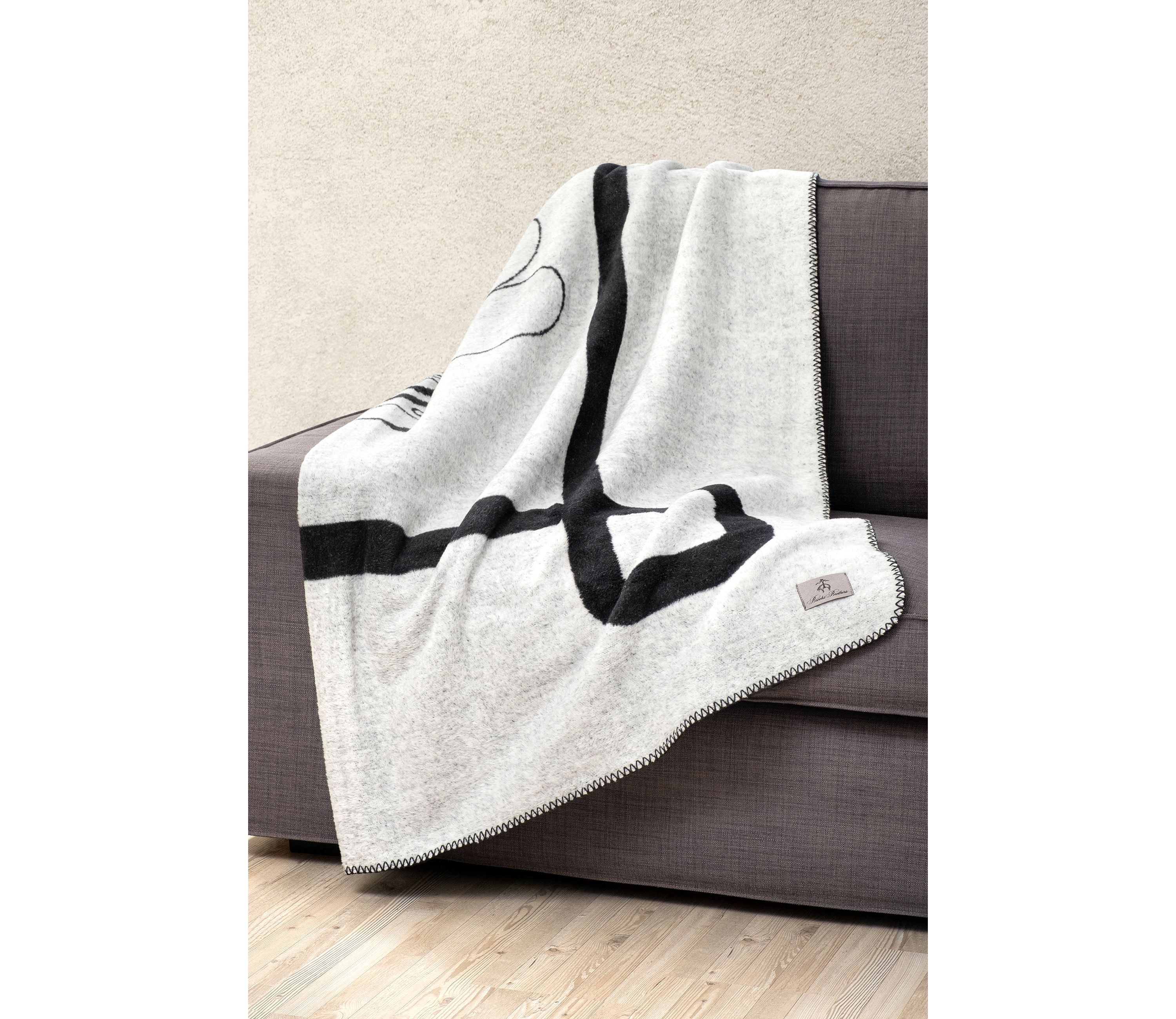 Bb Monogram Throw