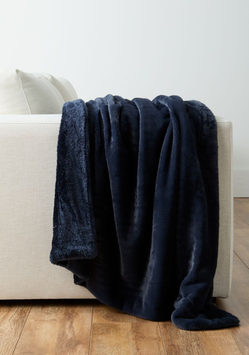 Shearling Throw Blanket and Cozy Sock Set