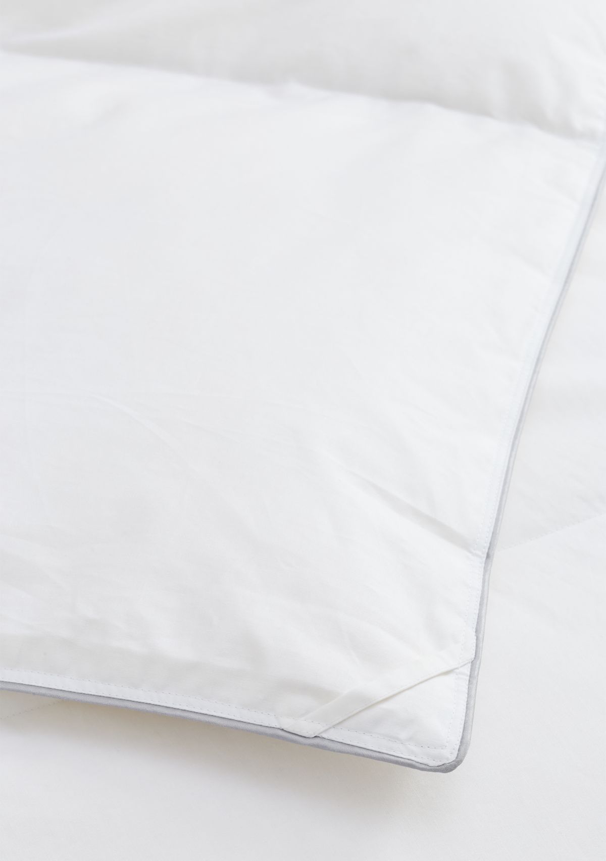 Hotel Down Comforter