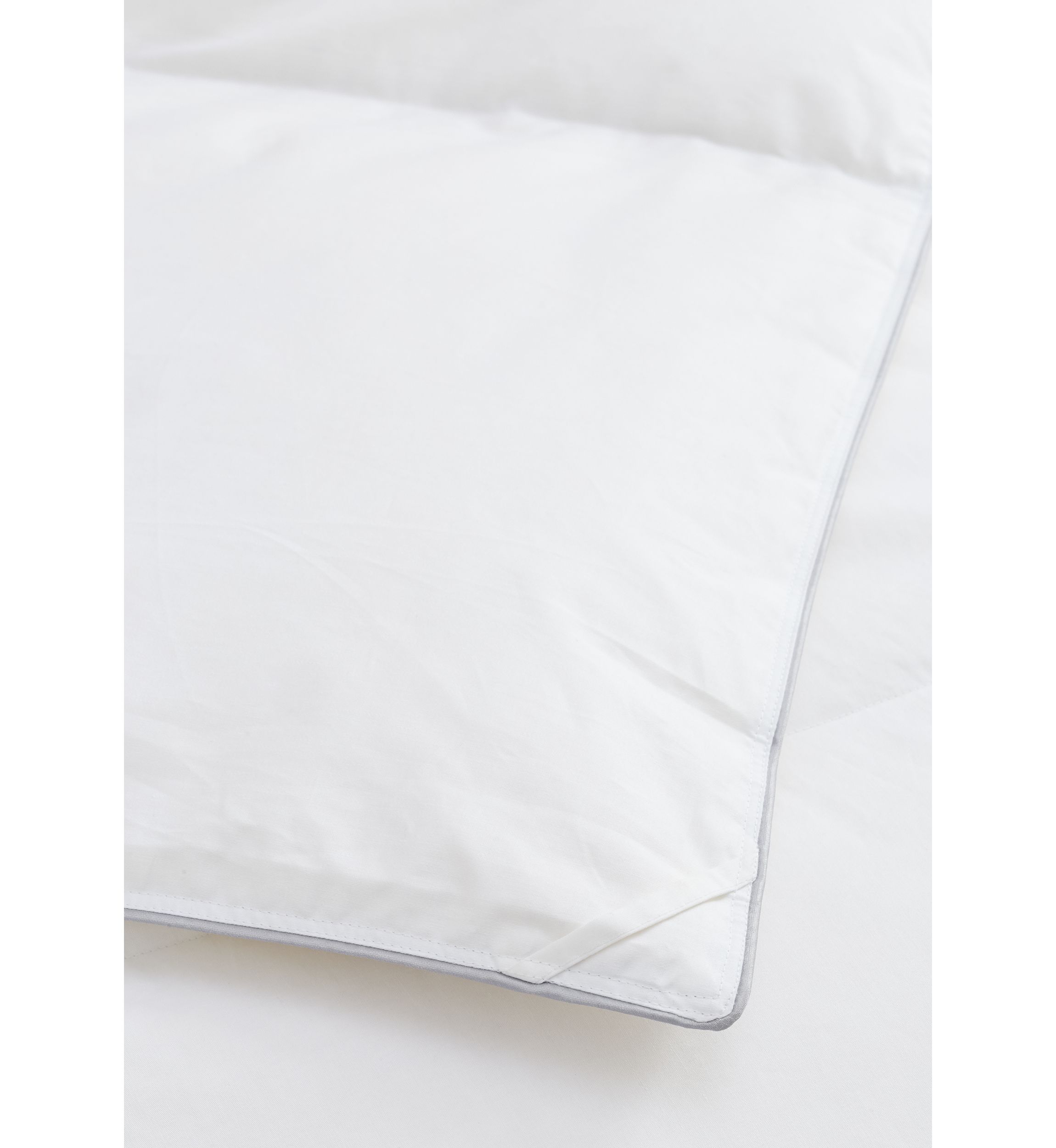 Hotel Down Comforter