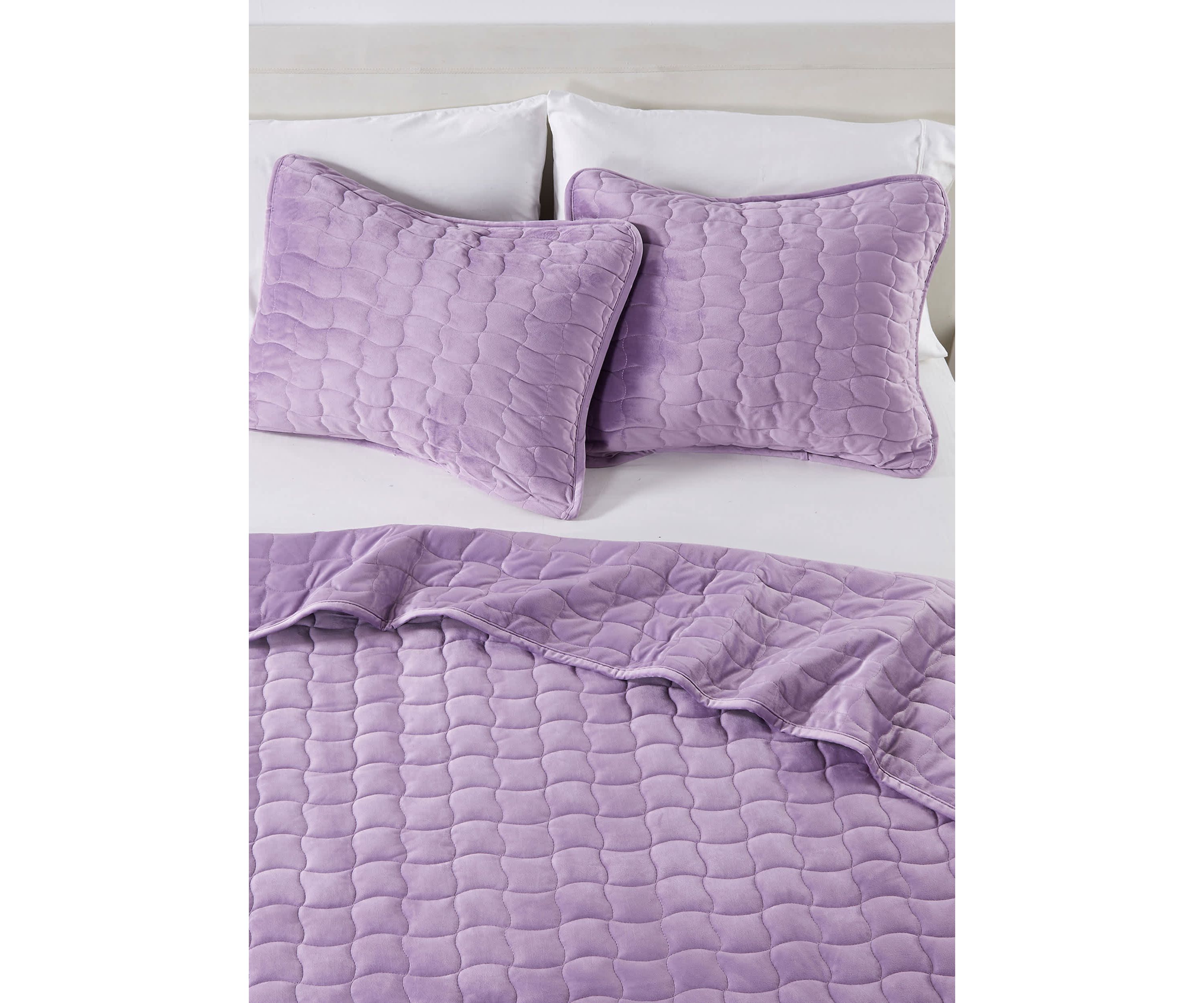 Velvet Box Stitched Quilt Set