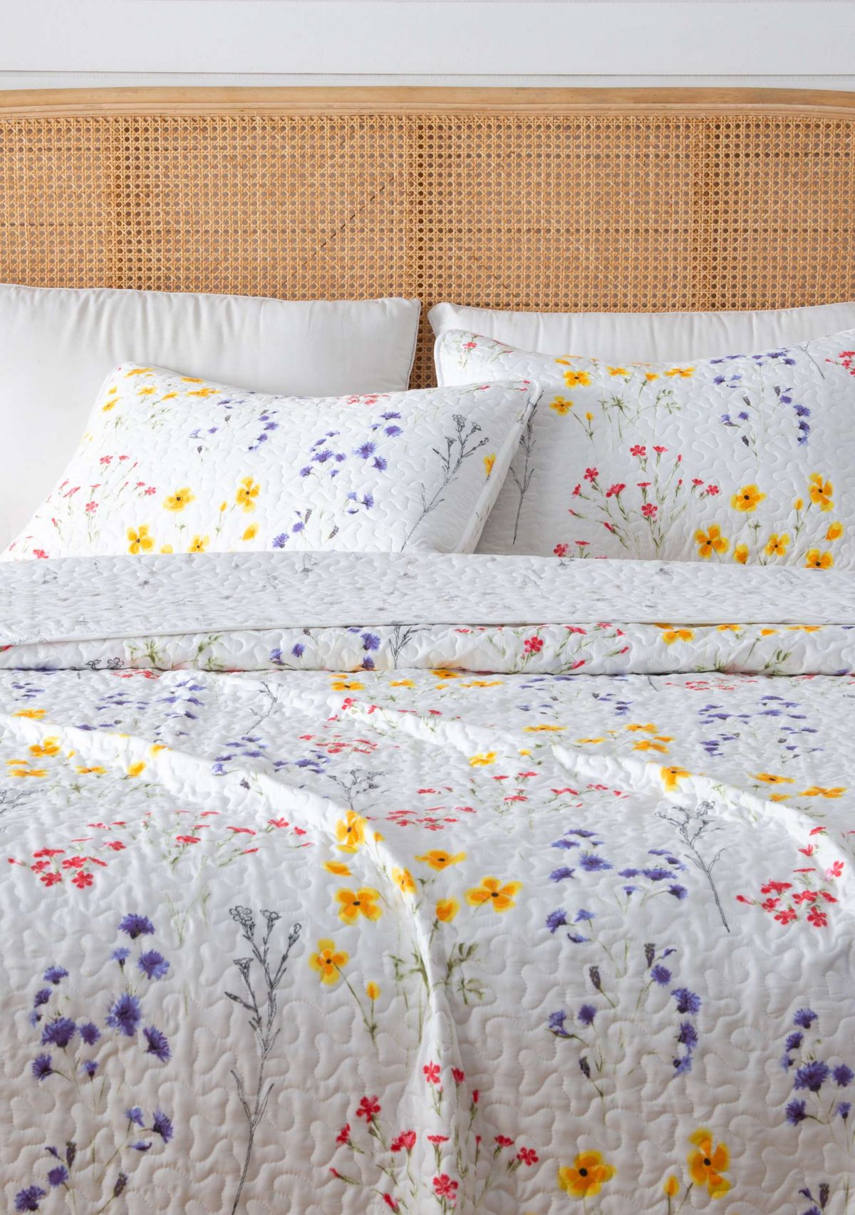 Colorful Wildflower Quilt Set
