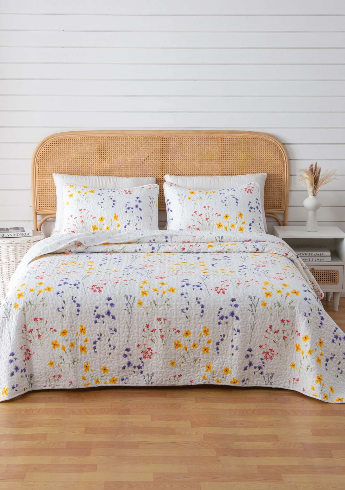 Colorful Wildflower Quilt Set