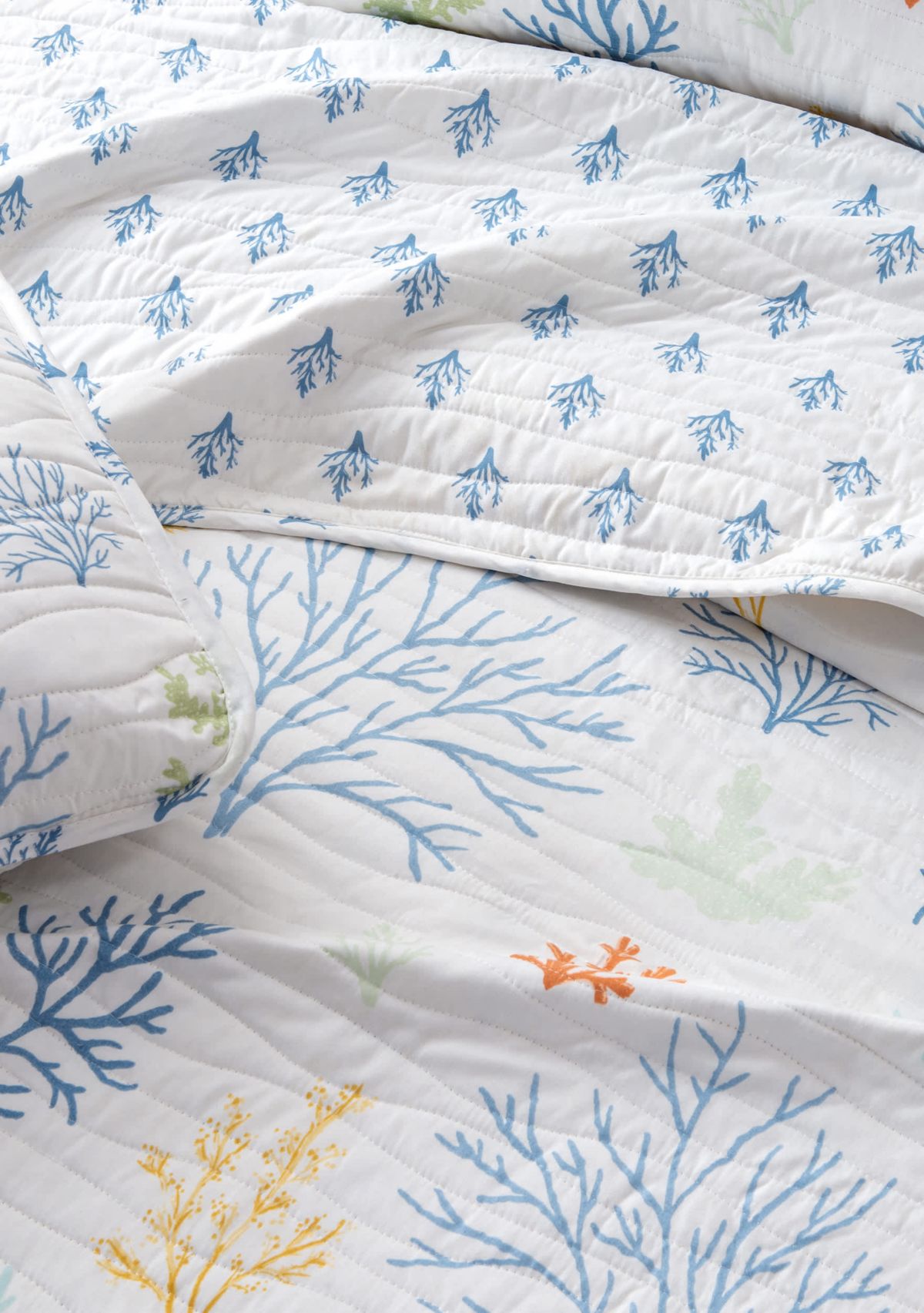 Colorful Coral Printed Quilt Set