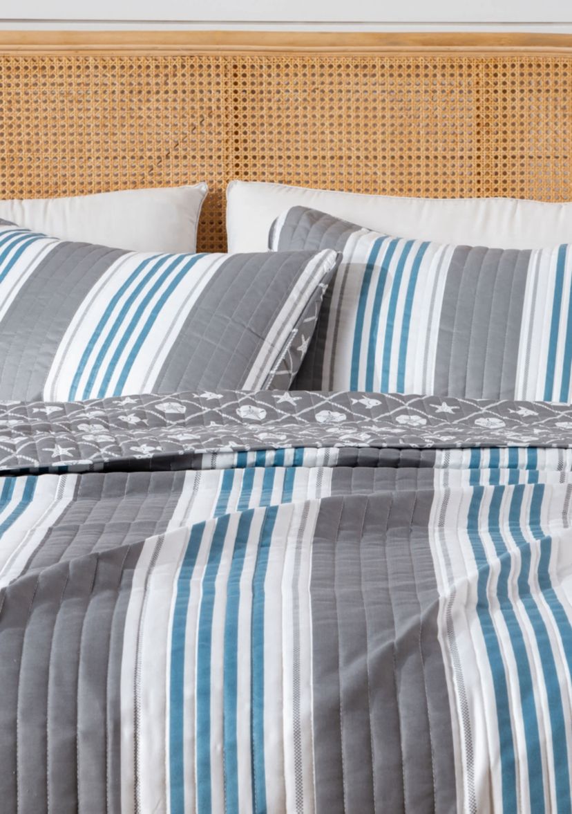 Coastal Stripe Quilt Set