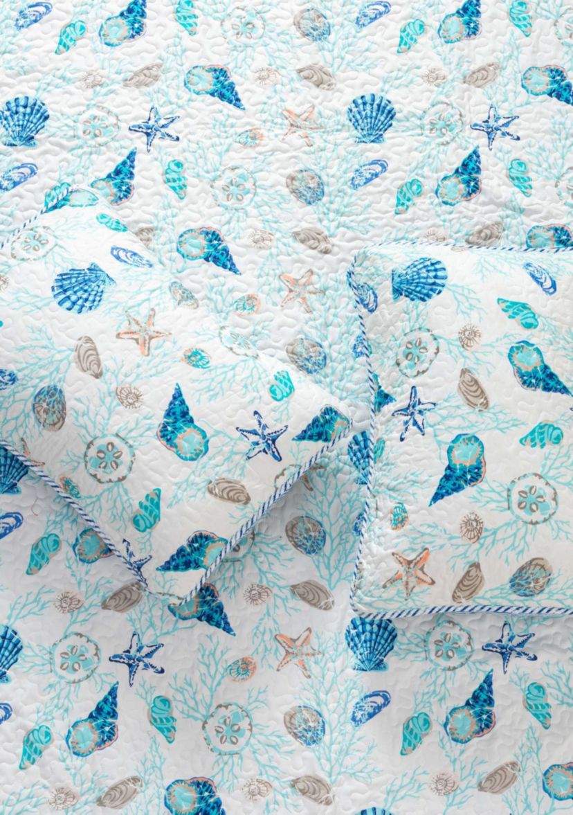 Blue Seashell Quilt Set