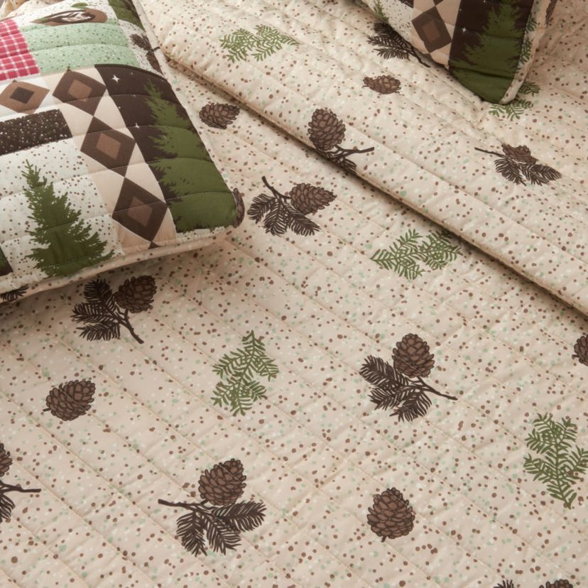 Wildlife Lodge Patchwork Quilt Set