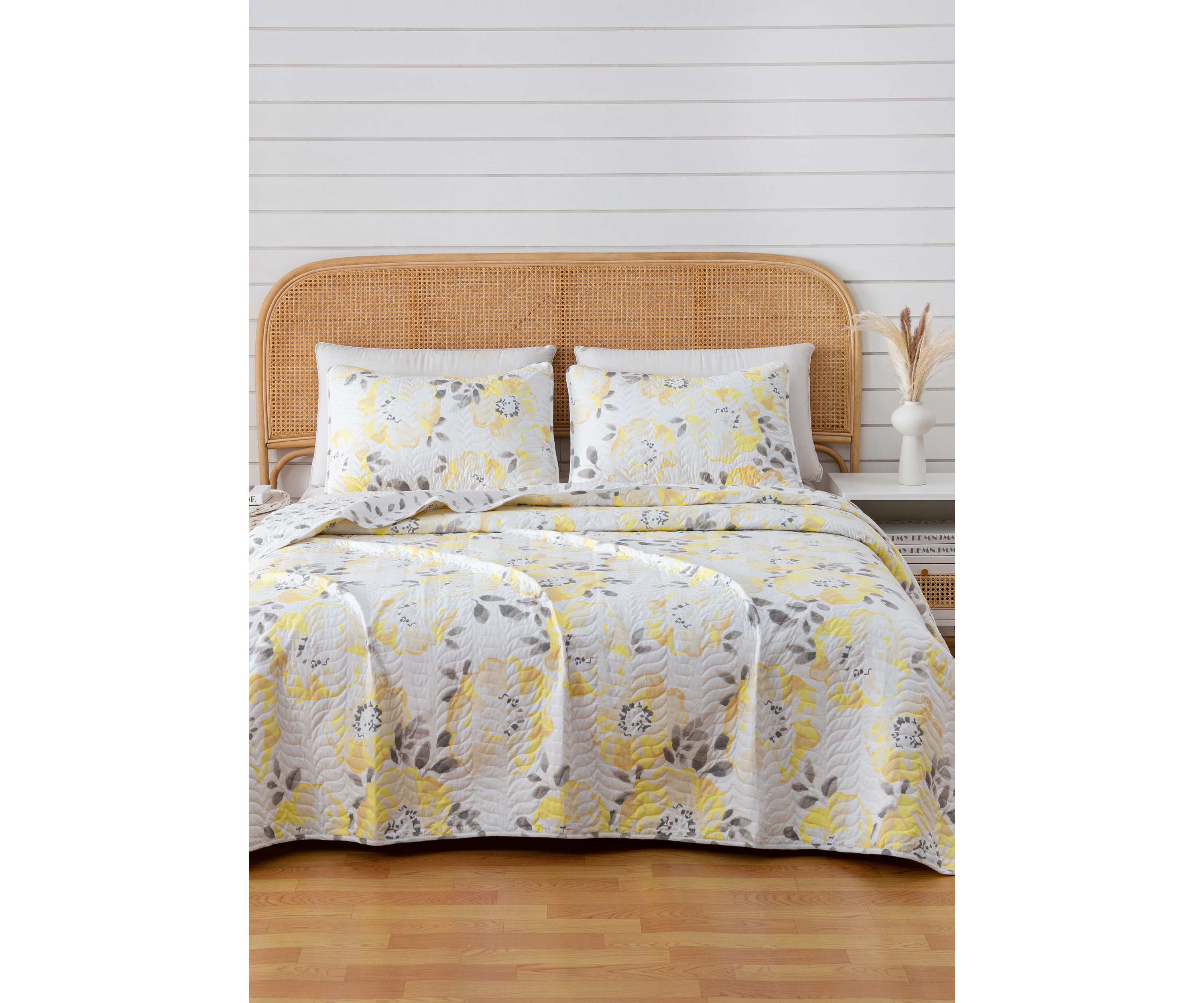 Yellow Watercolor Floral Quilt Set