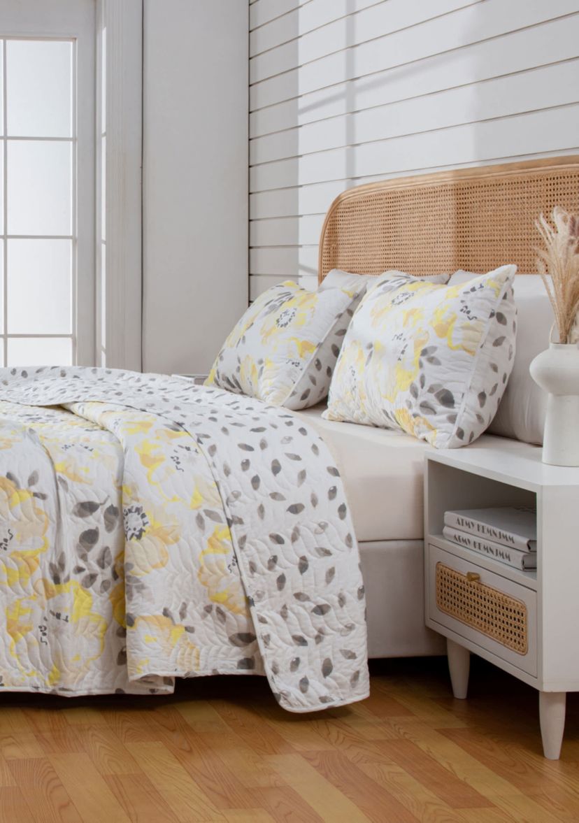 Yellow Watercolor Floral Quilt Set