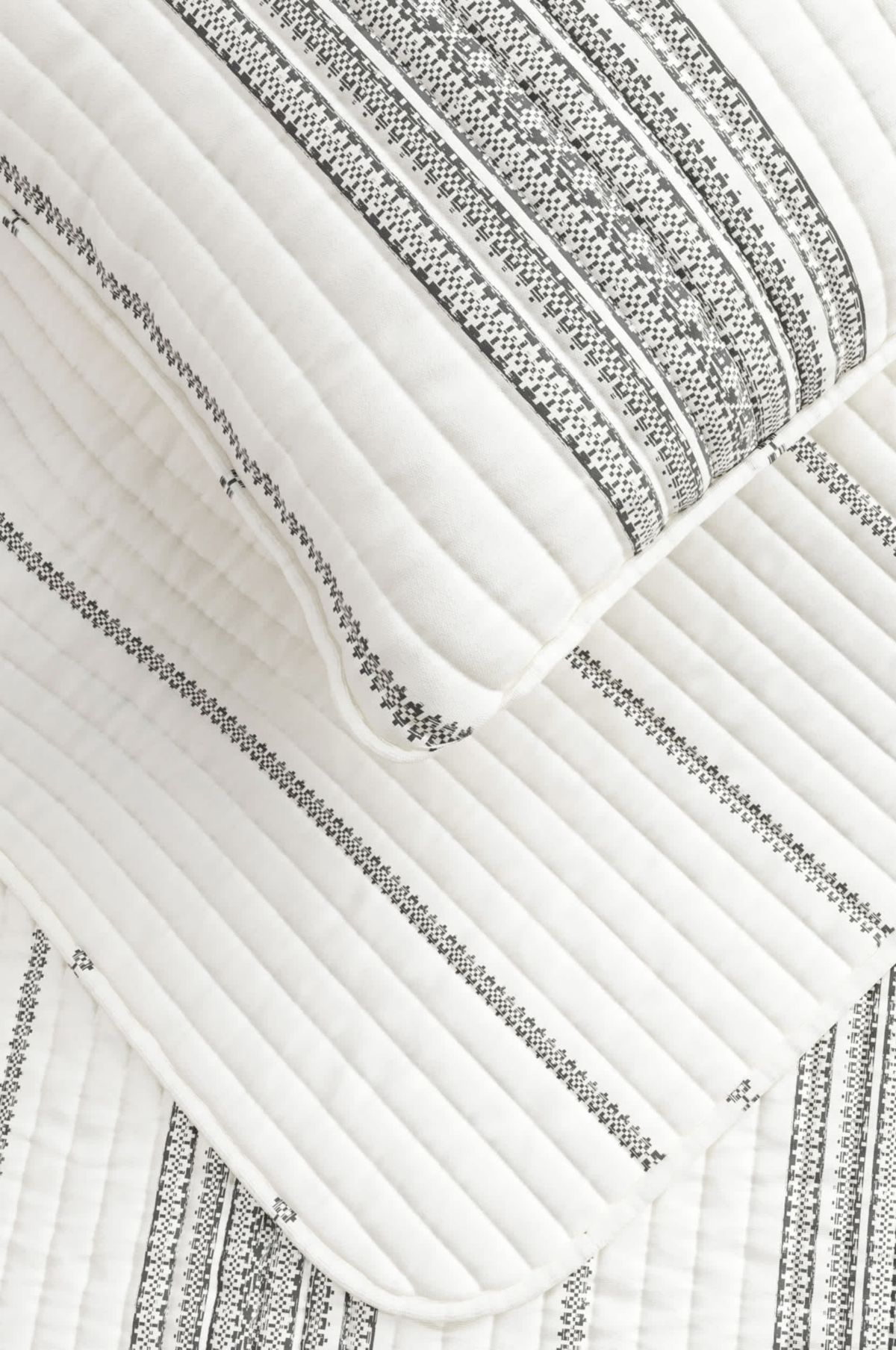 Boho Striped Quilt Set