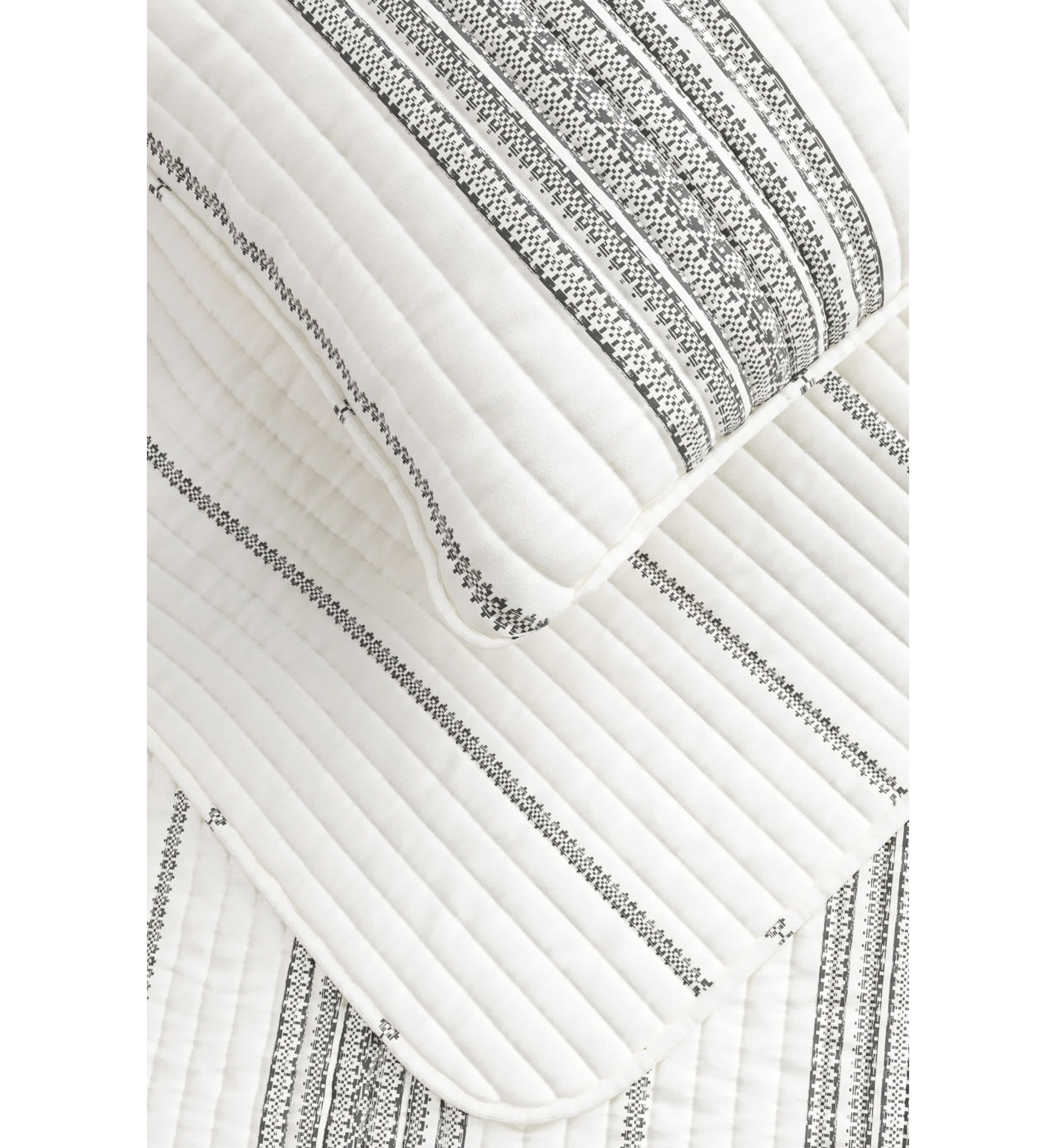 Boho Striped Quilt Set