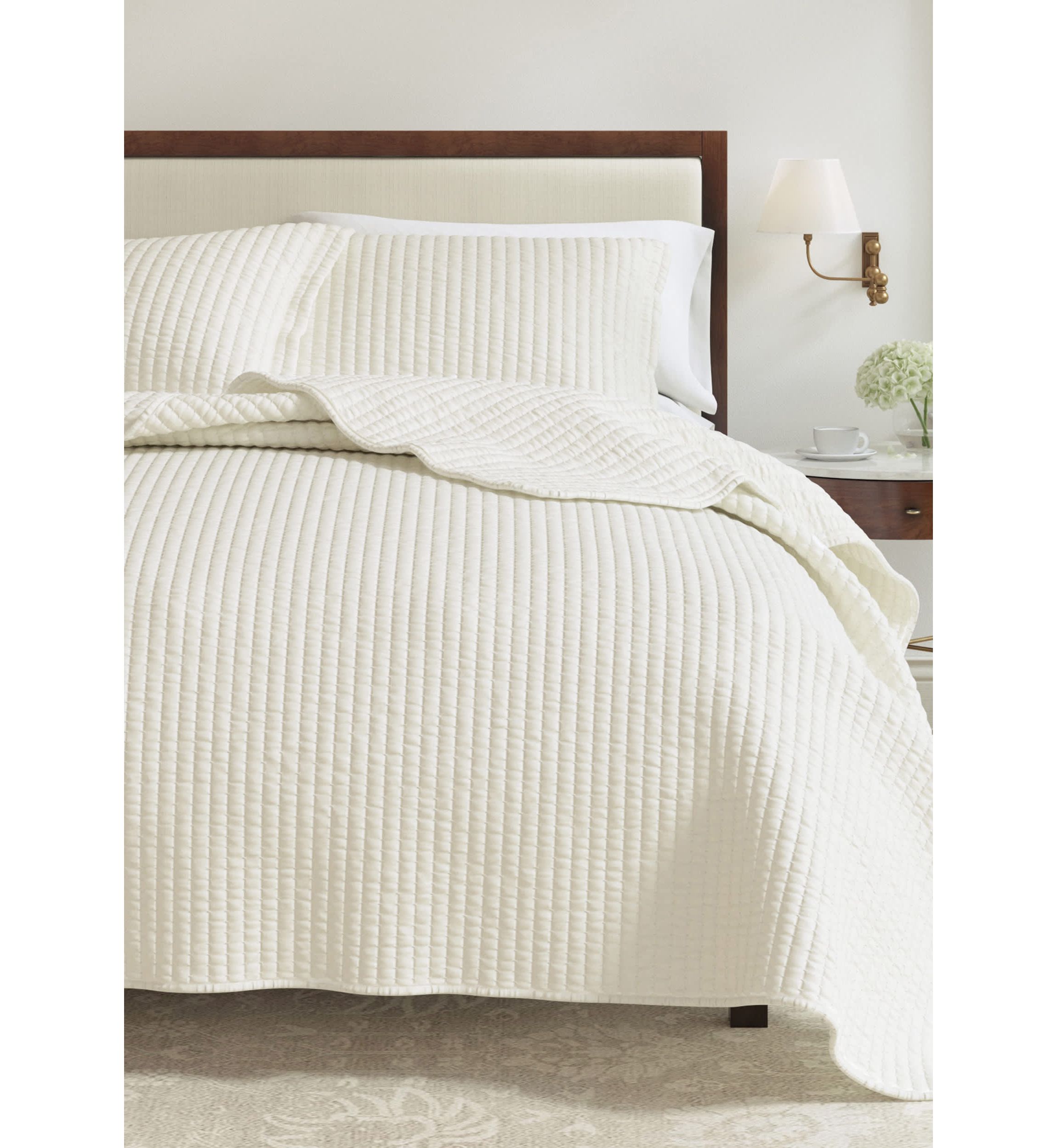 Solid Stitched Quilt Set