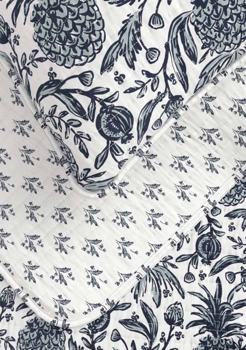 Pineapple Printed Quilt Set