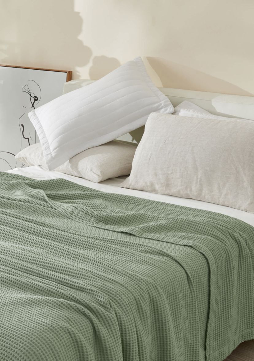 Patina Vie Maison 100% Cotton Waffle Weave Blanket