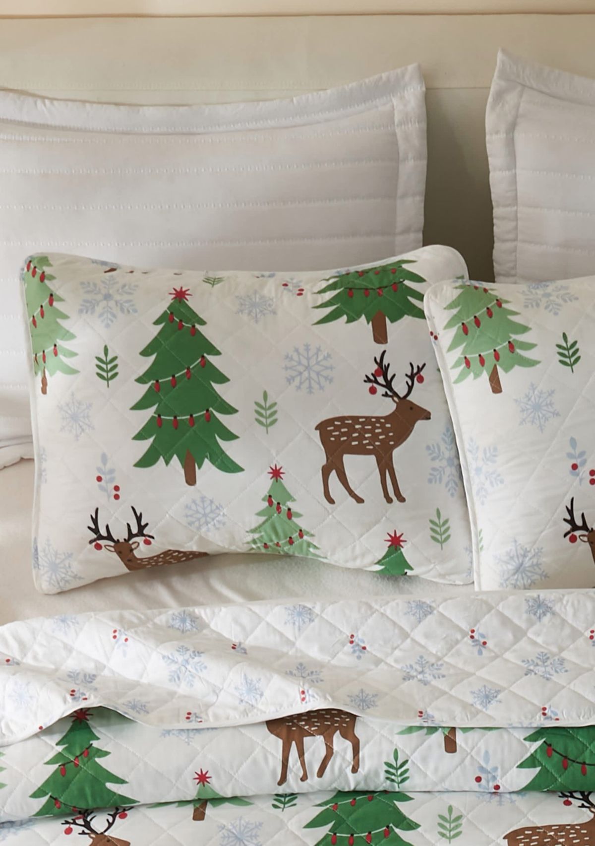 Christmas Trees Microfiber Quilt Set With Shams