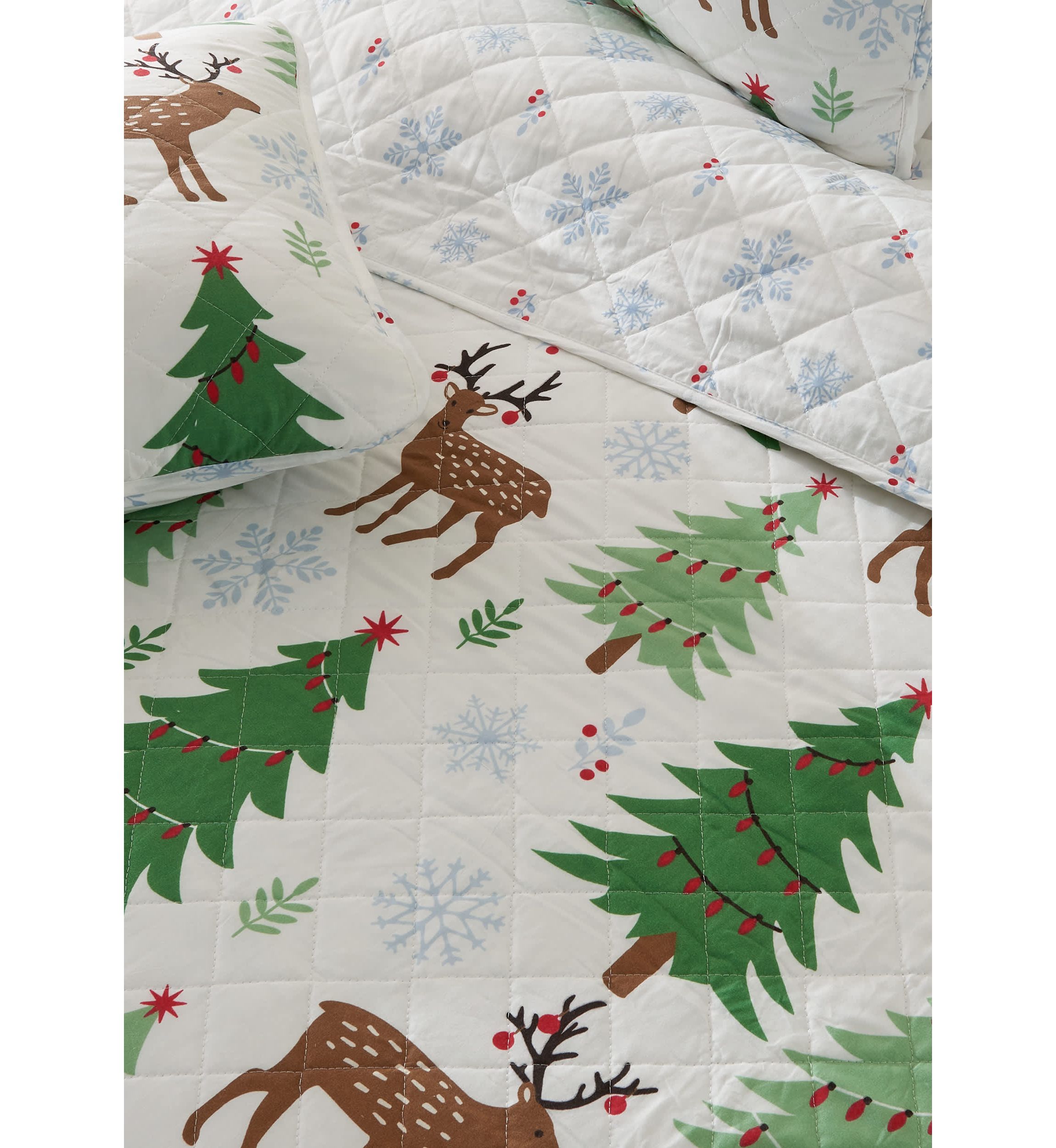 Christmas Trees Microfiber Quilt Set With Shams