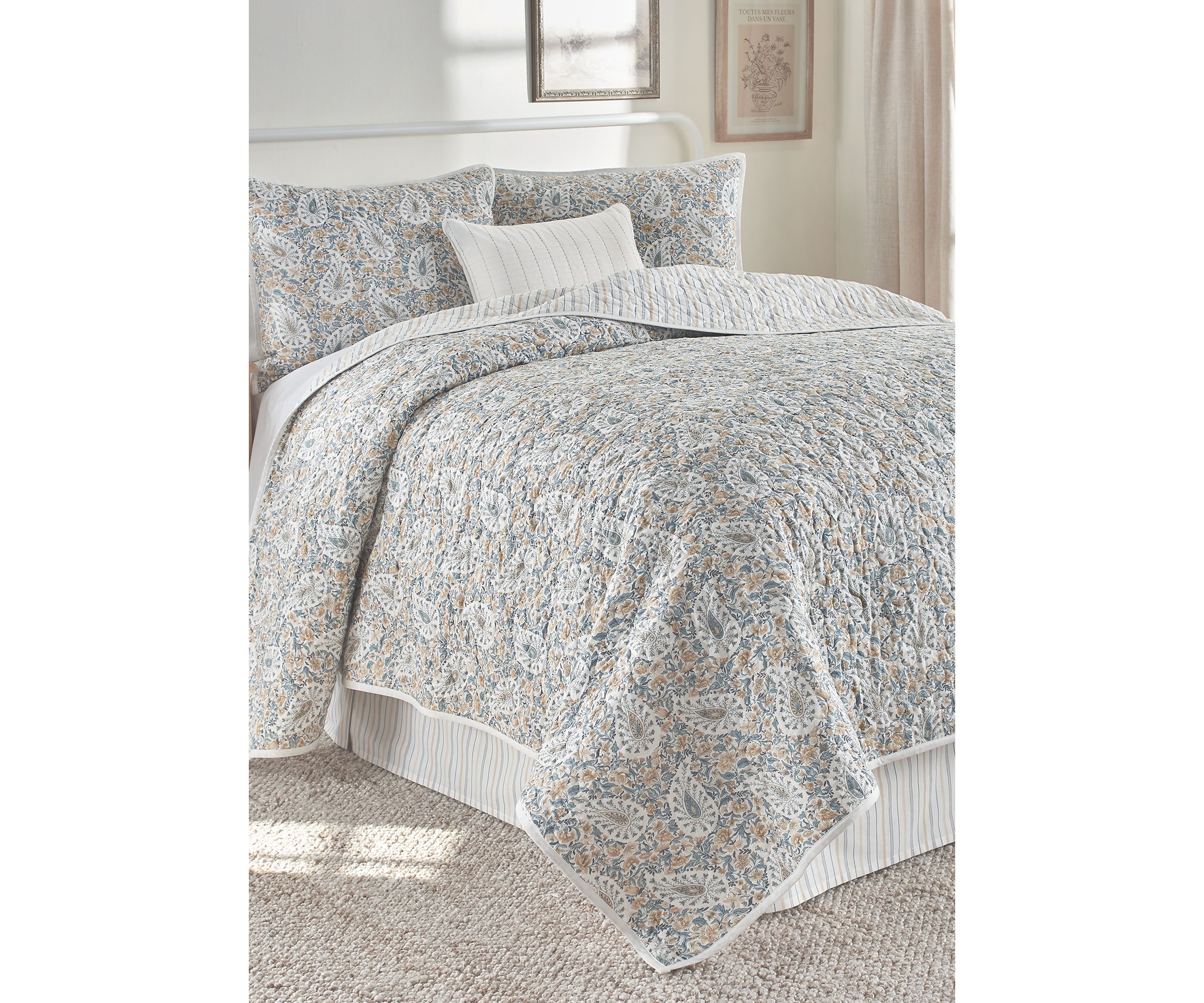 Paisley Verviene Quilt Set
