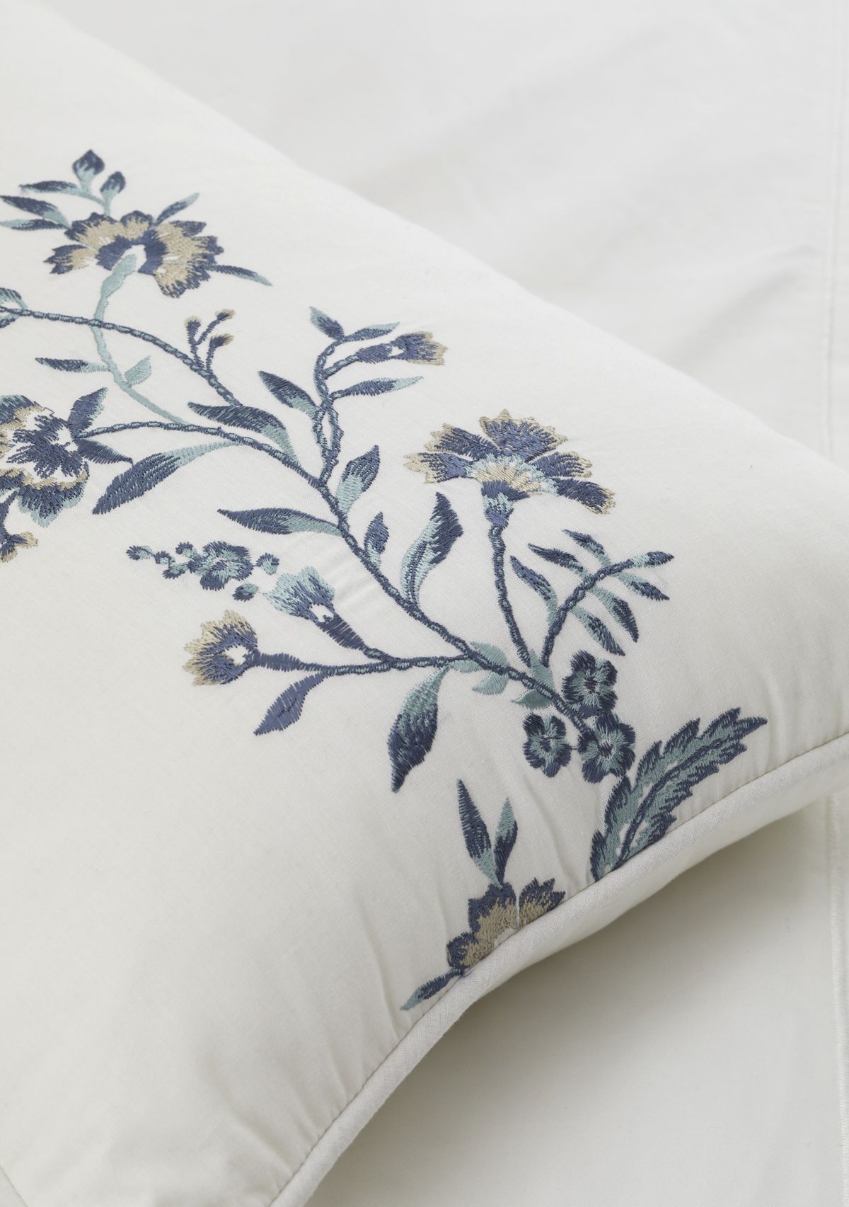 Carolina Crewel Pillow