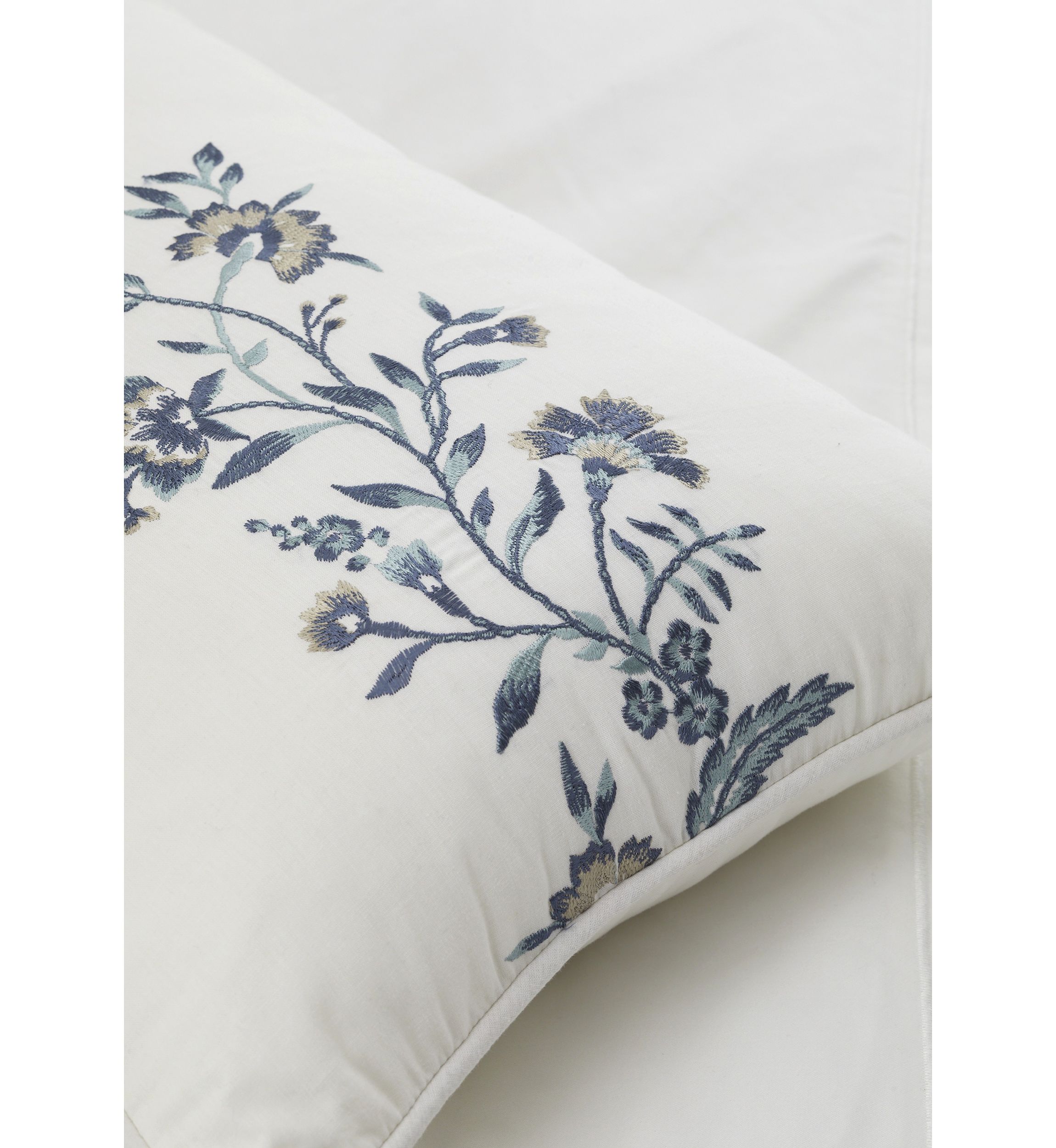 Carolina Crewel Pillow