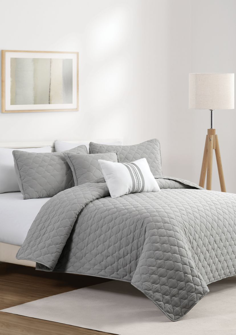 Bathal 5 Piece Quilt Set