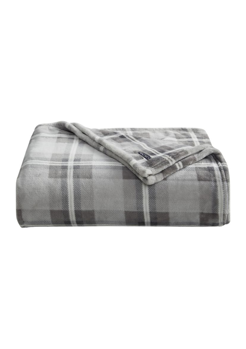 Lewes Plush Blanket