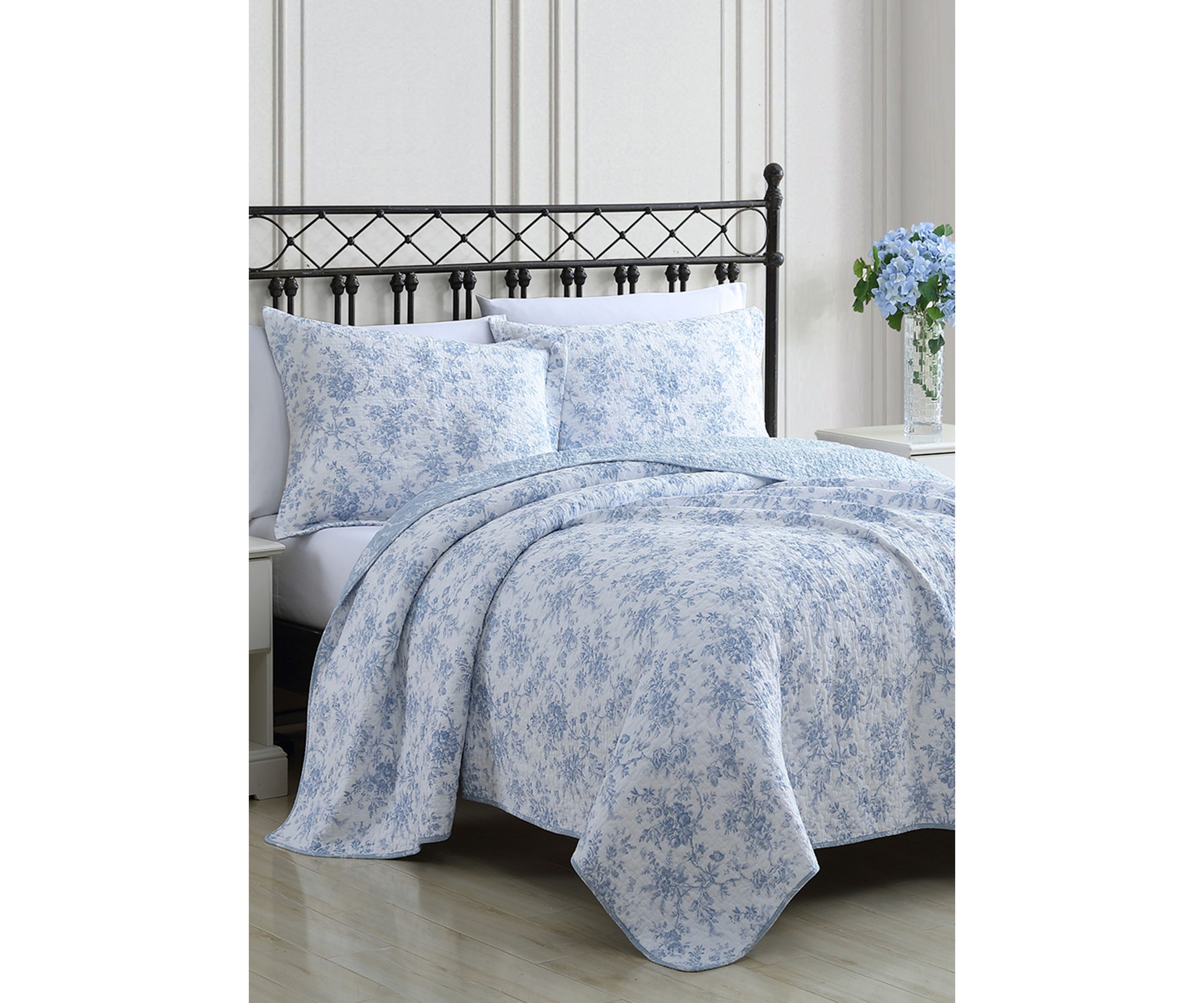 Walled Garden 3-Piece Floral Cotton Quilt Set